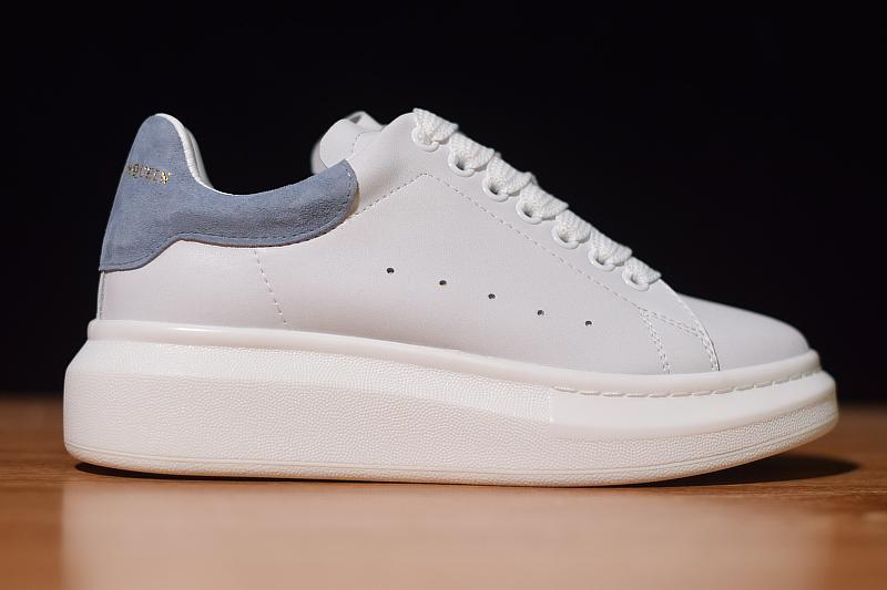 MQ' LBLUE SUEDE image 4