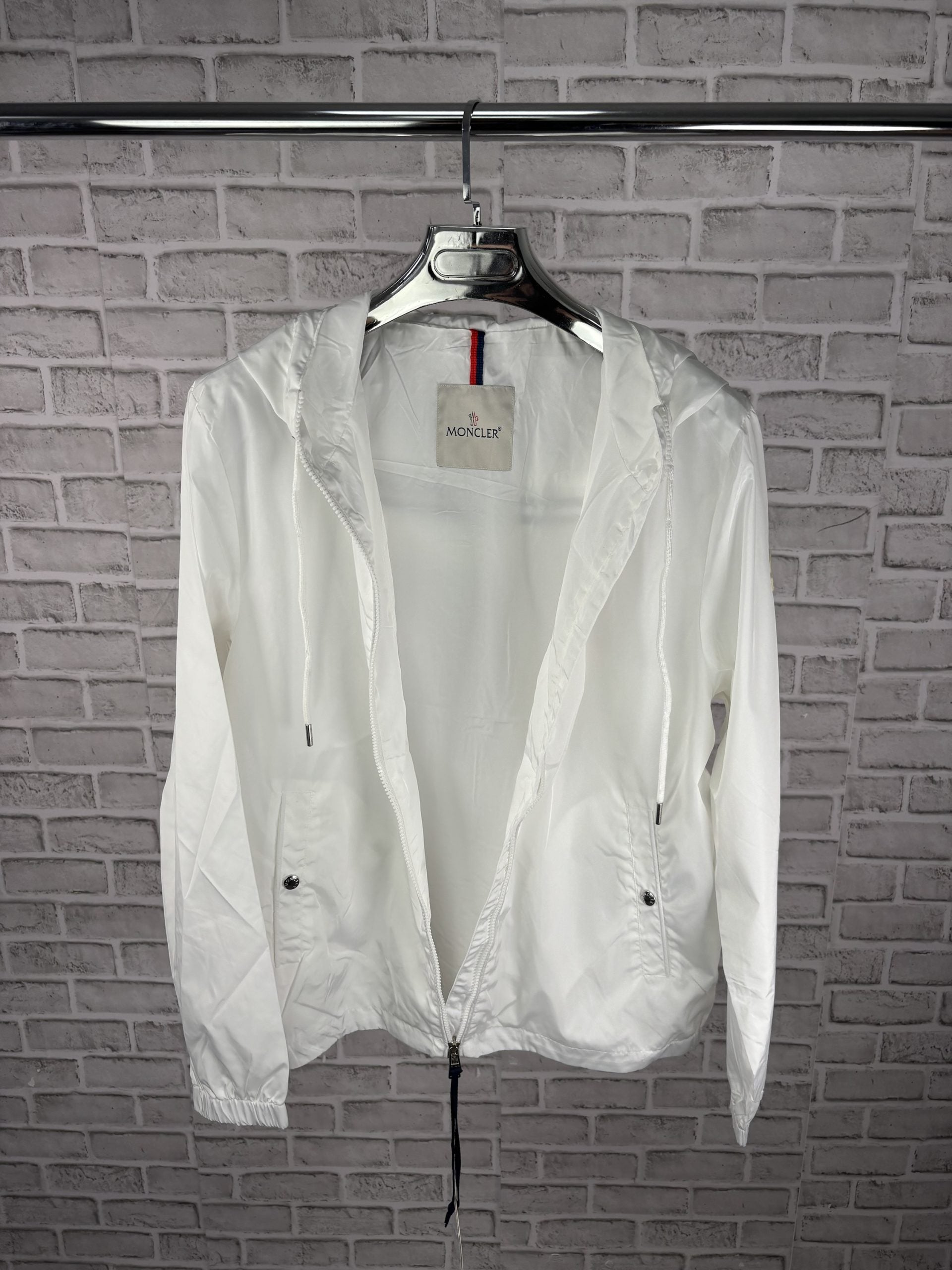 CLER windbreaker white image 2