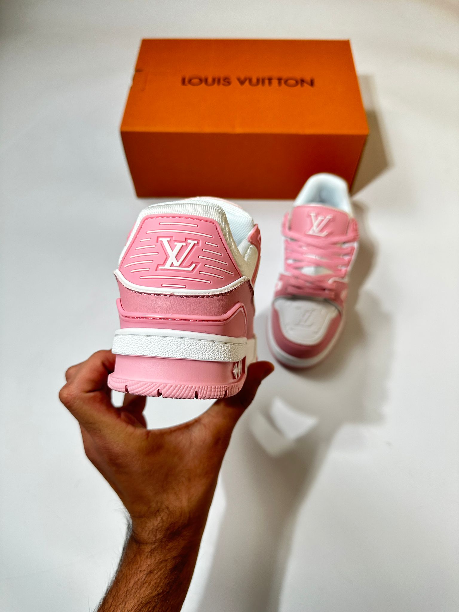 IV TRAINER PINK image 4