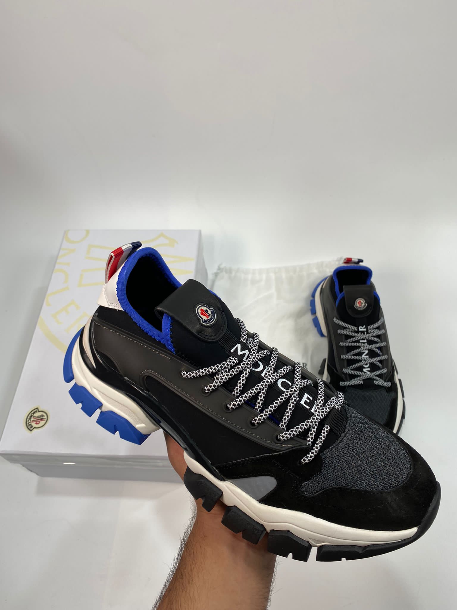 CLER RUNNERS image 1