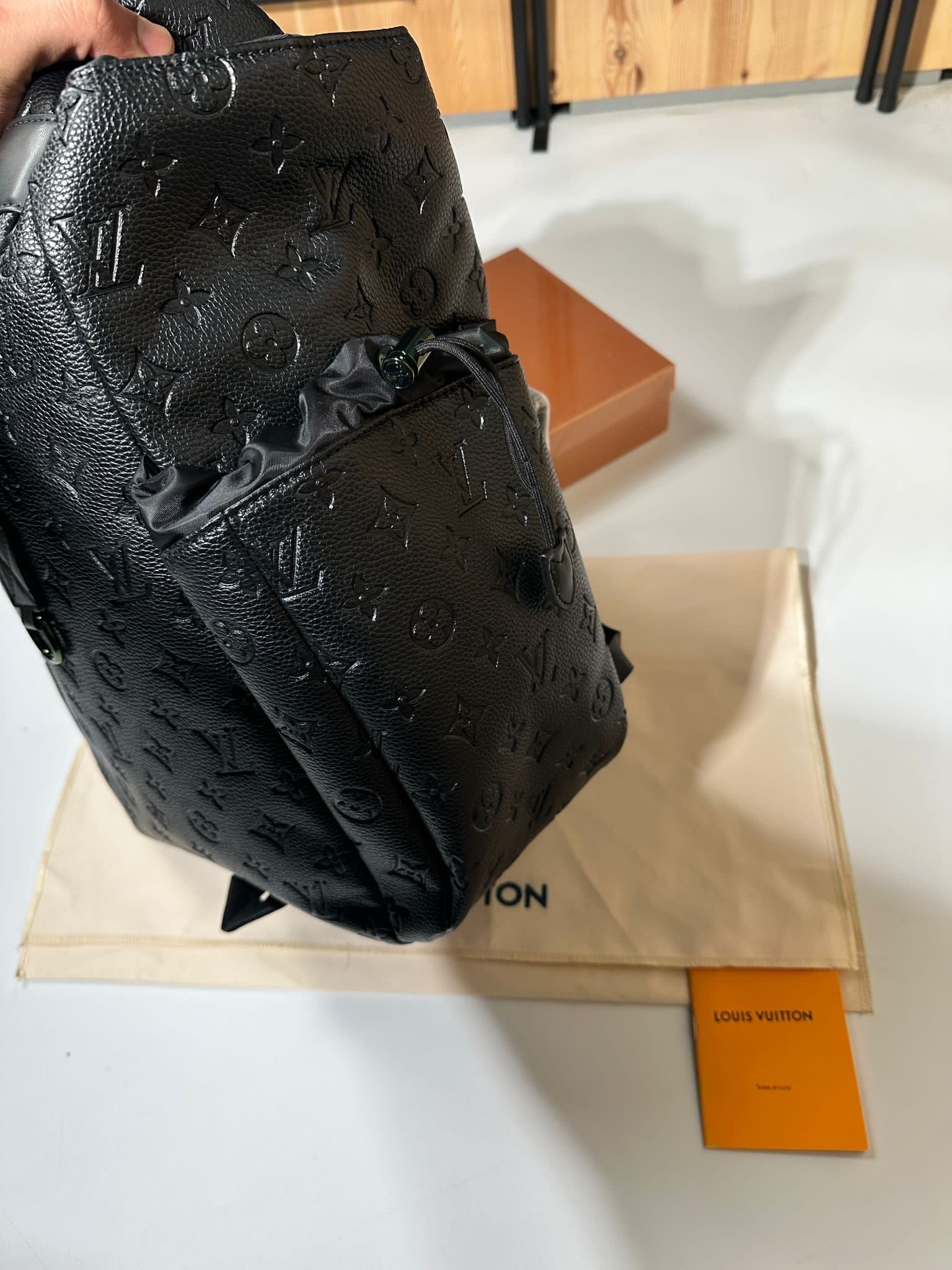 L-V BACKPACK BLACK EMBOSSED image 3