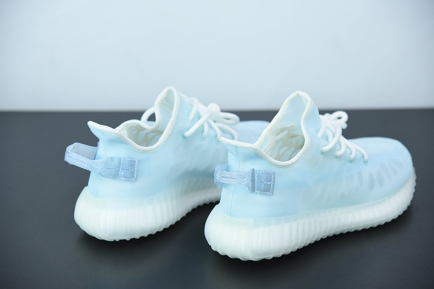 V2 BLUE MONO image 1
