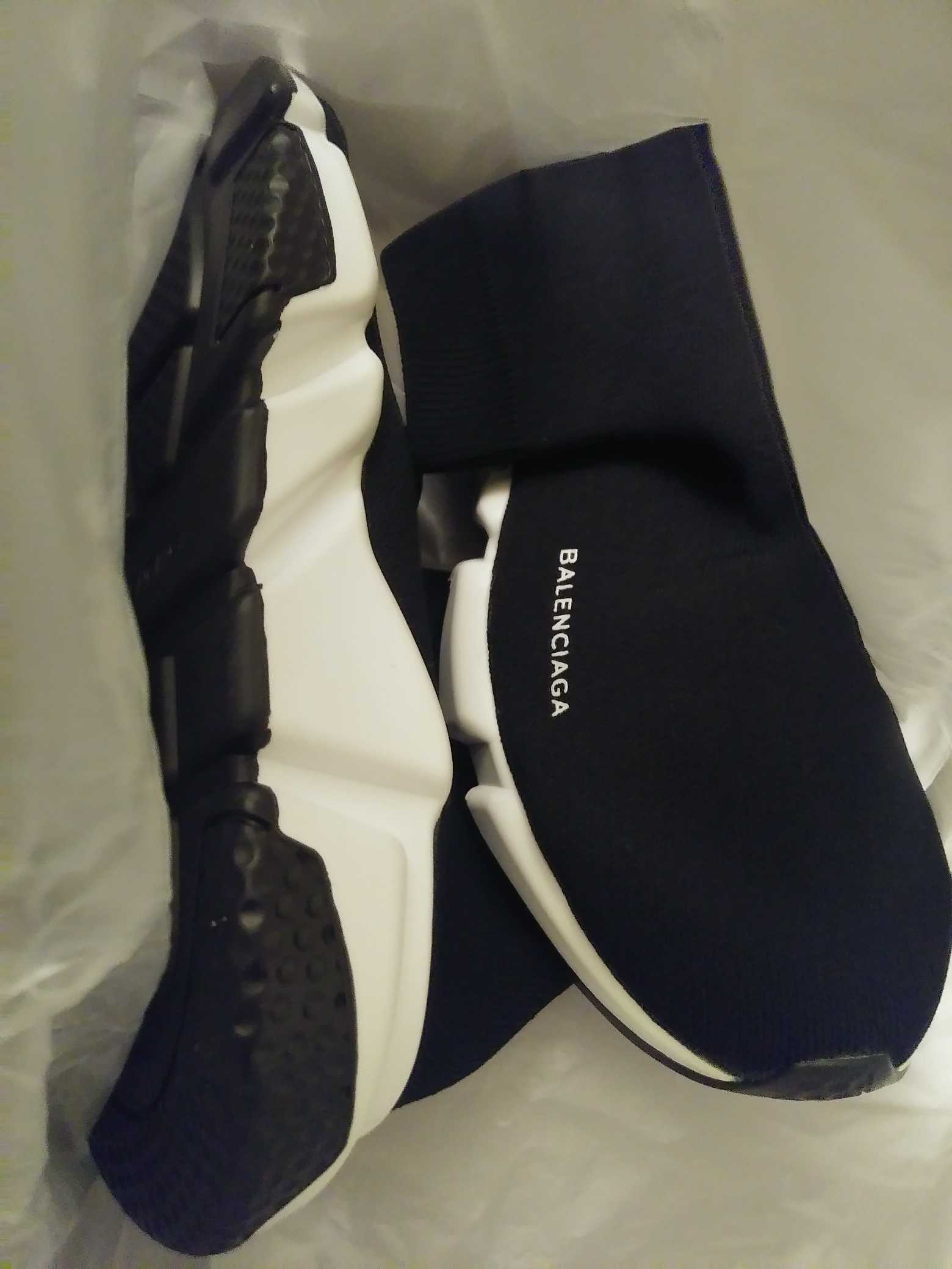 SPEED RUNNER BLACK W/SOLE image 1