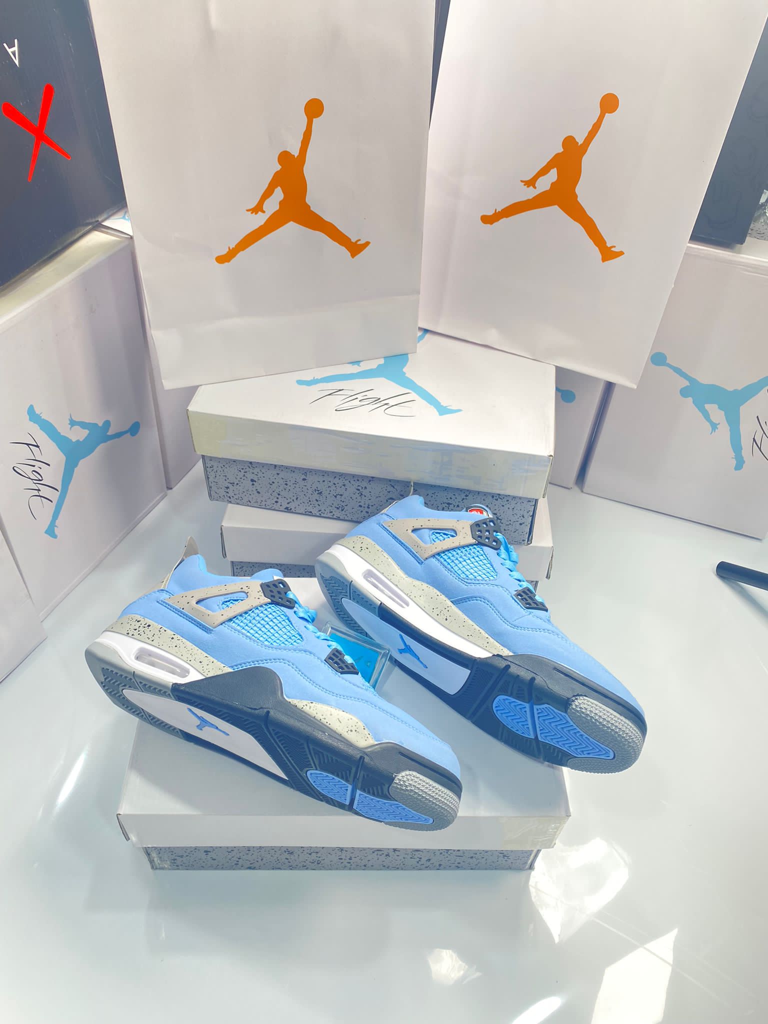 J1 BLUE image 3