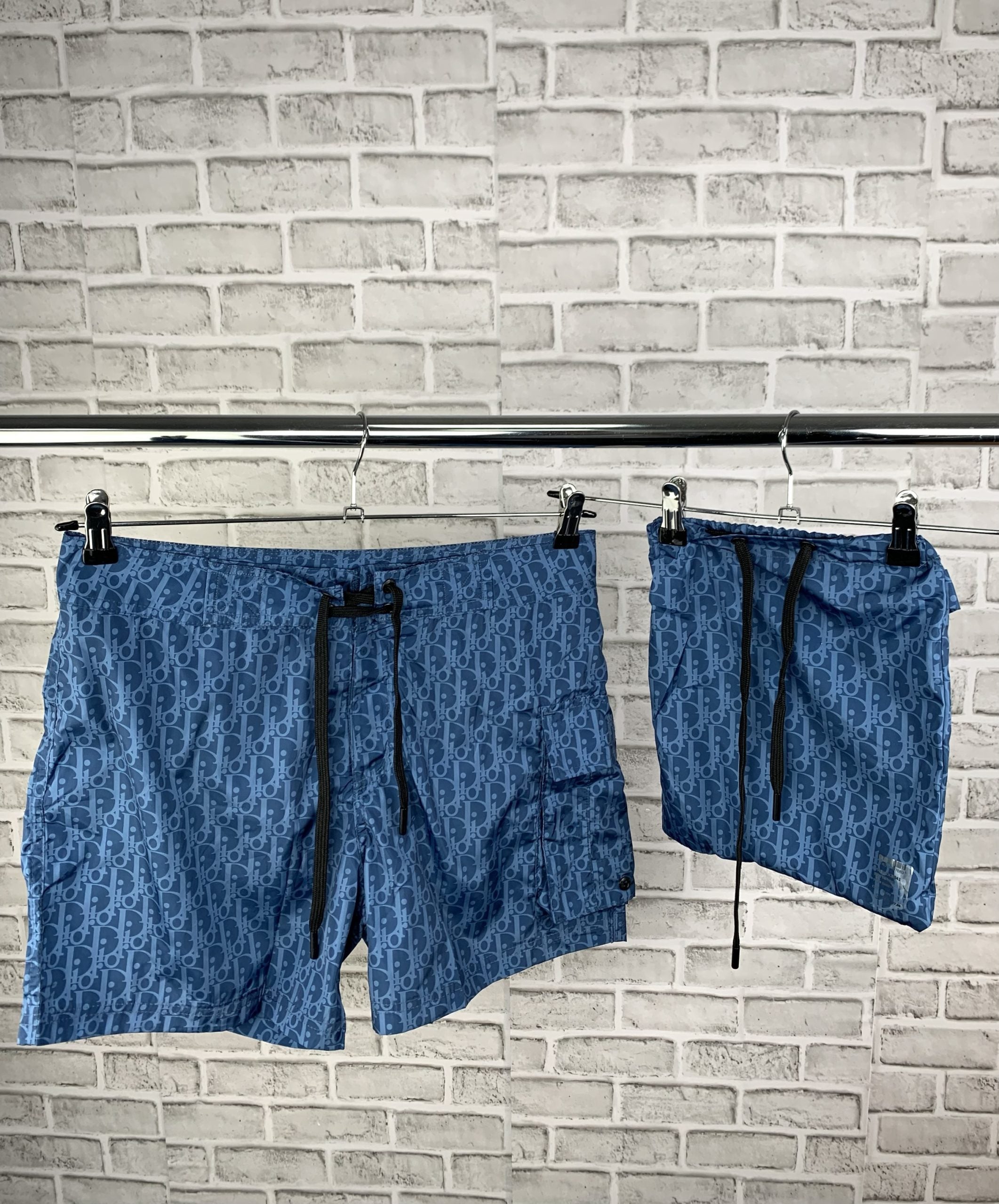 IOR BLUE SHORT image 1