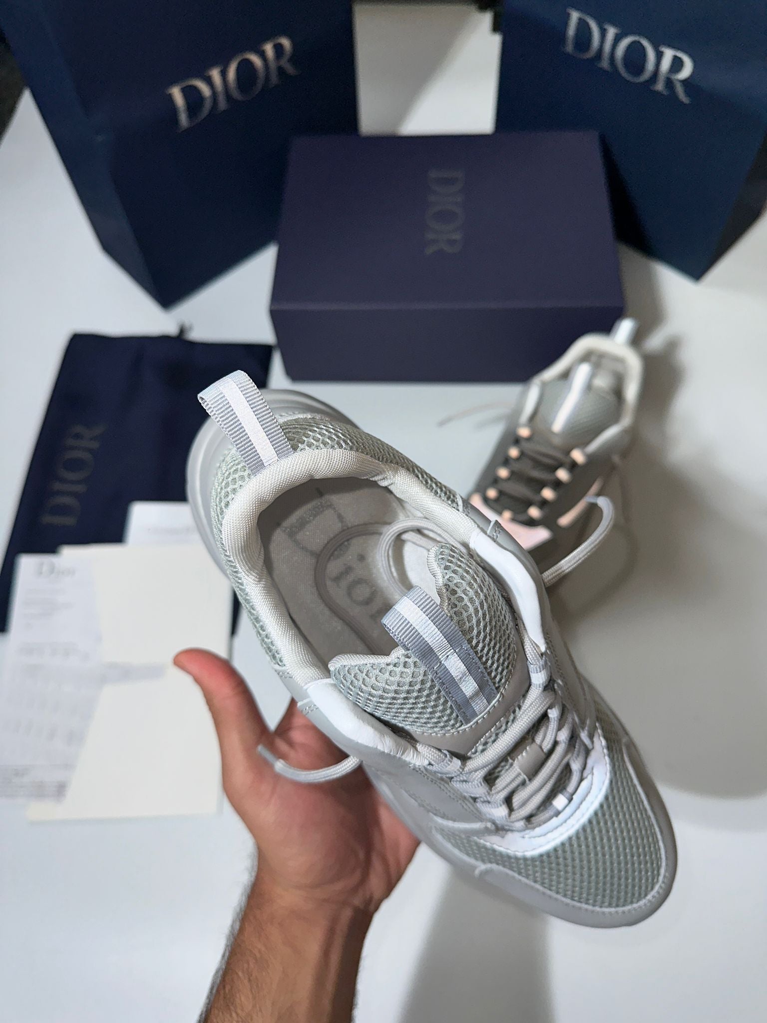 B22 GREY image 11