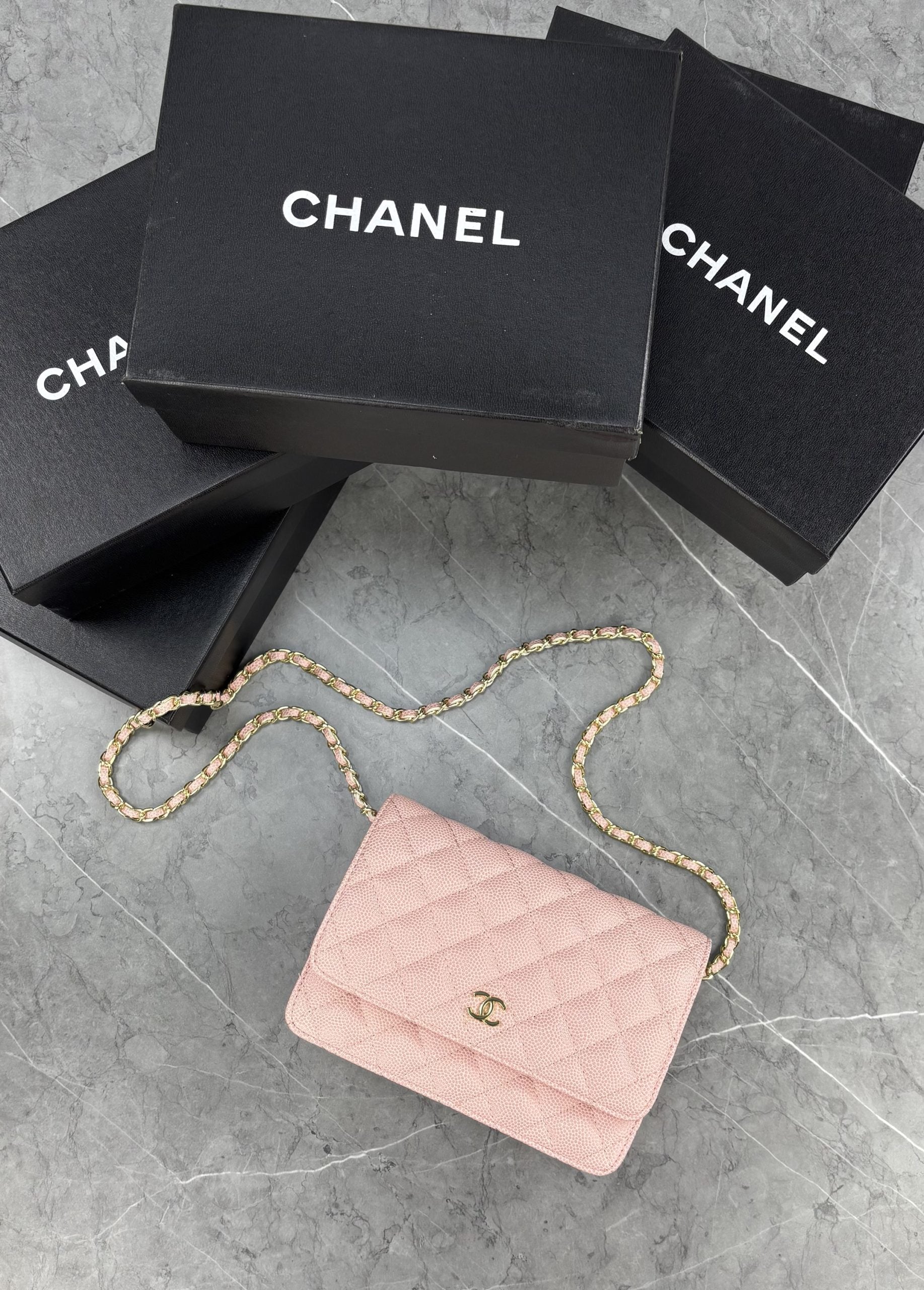 CH BAG image 0