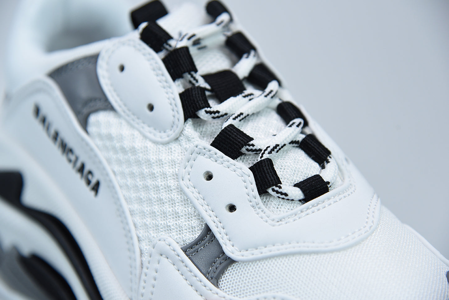 WHITE BLACK GREY S image 5