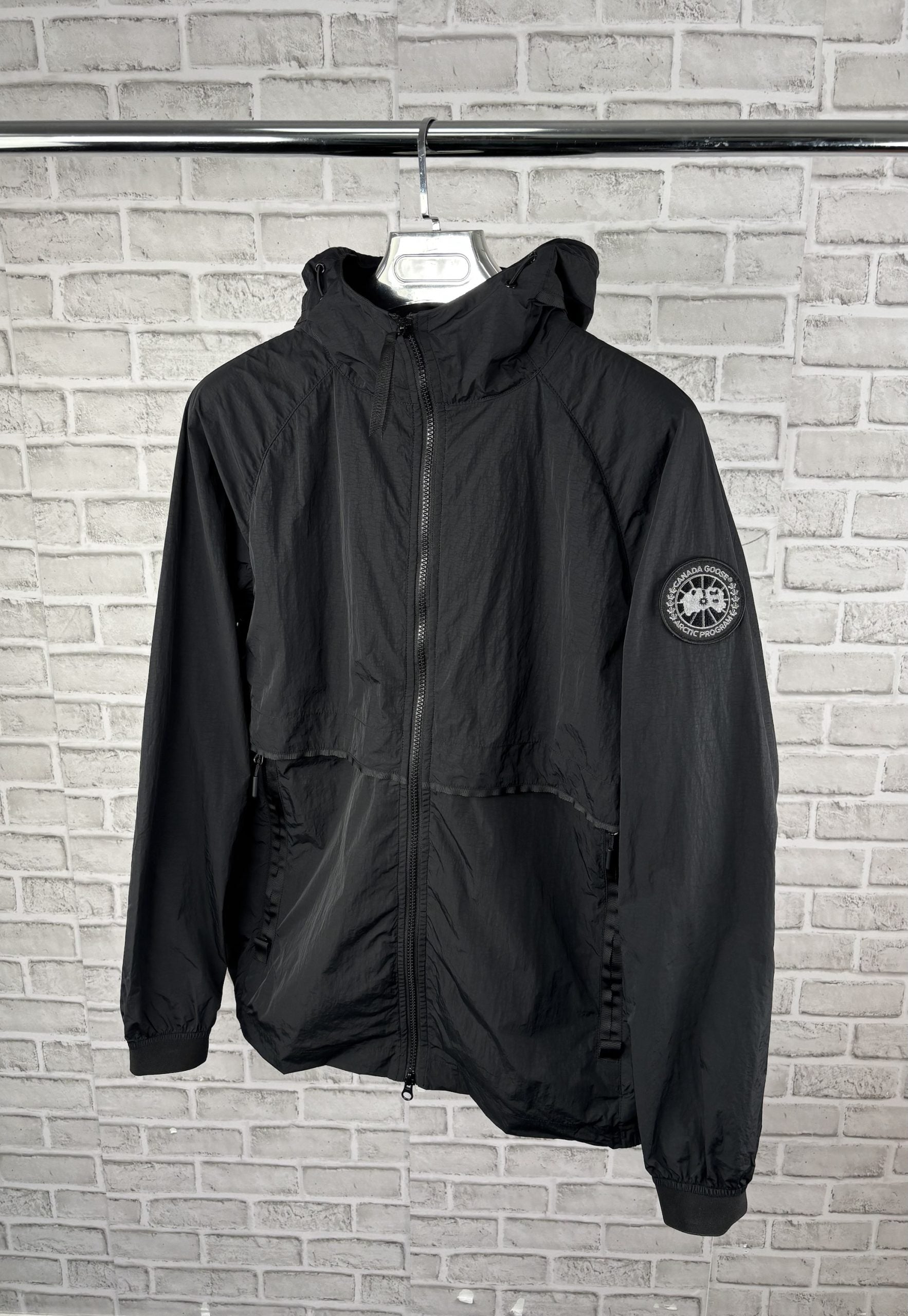 GOOSE WINDBREAKER BLACK image 1