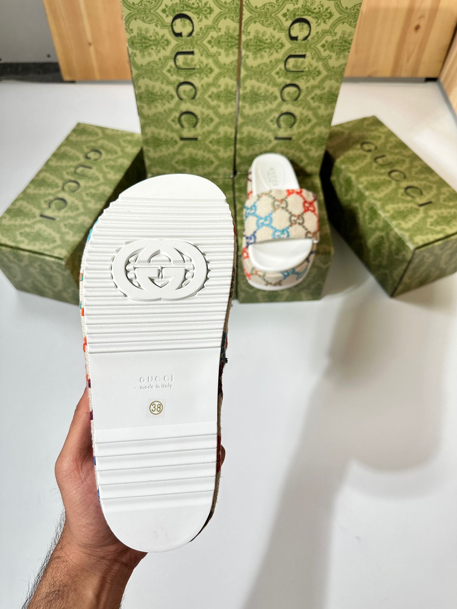 GG SLIDES WHITE image 8