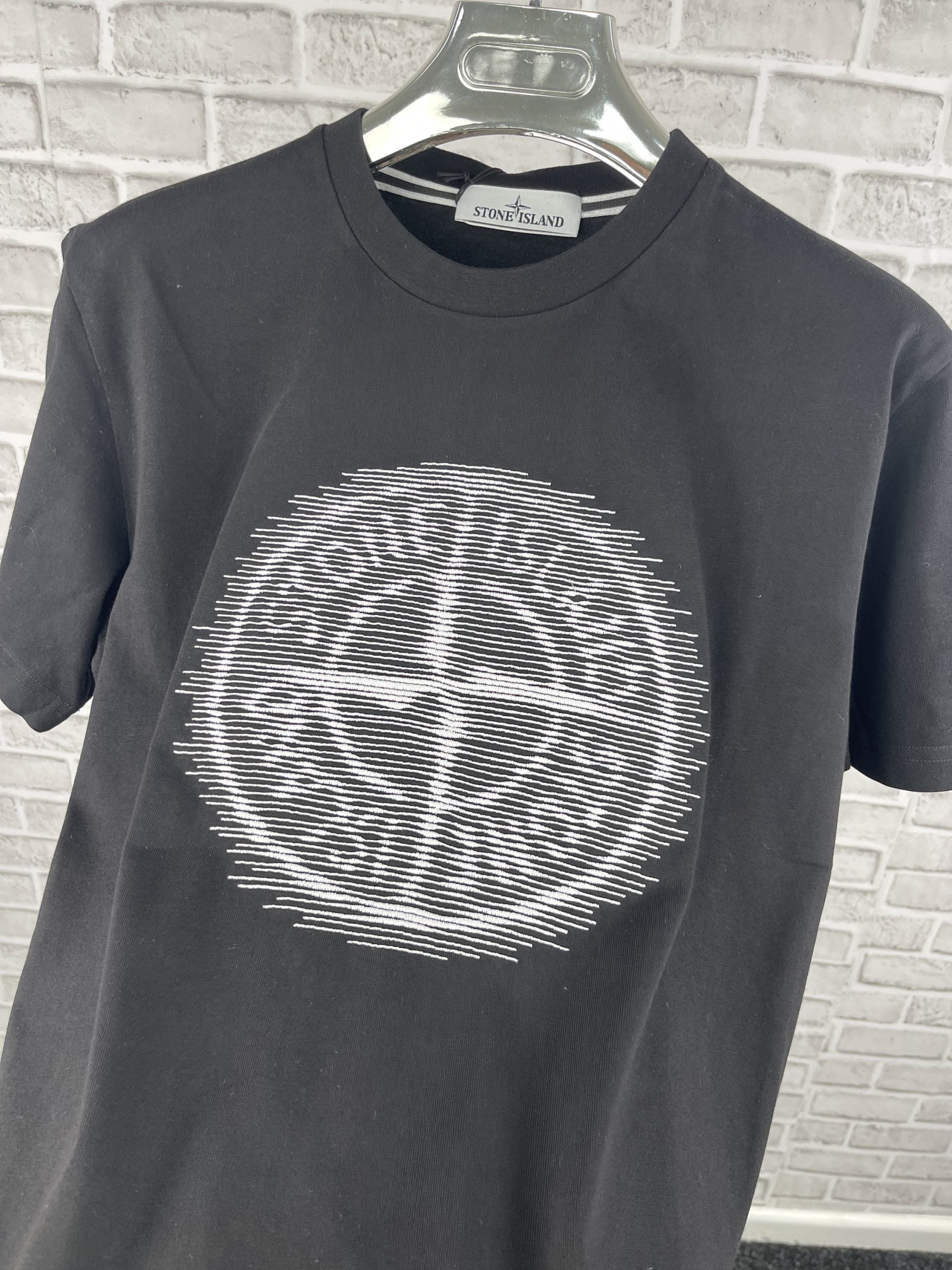 STONE Tee image 2