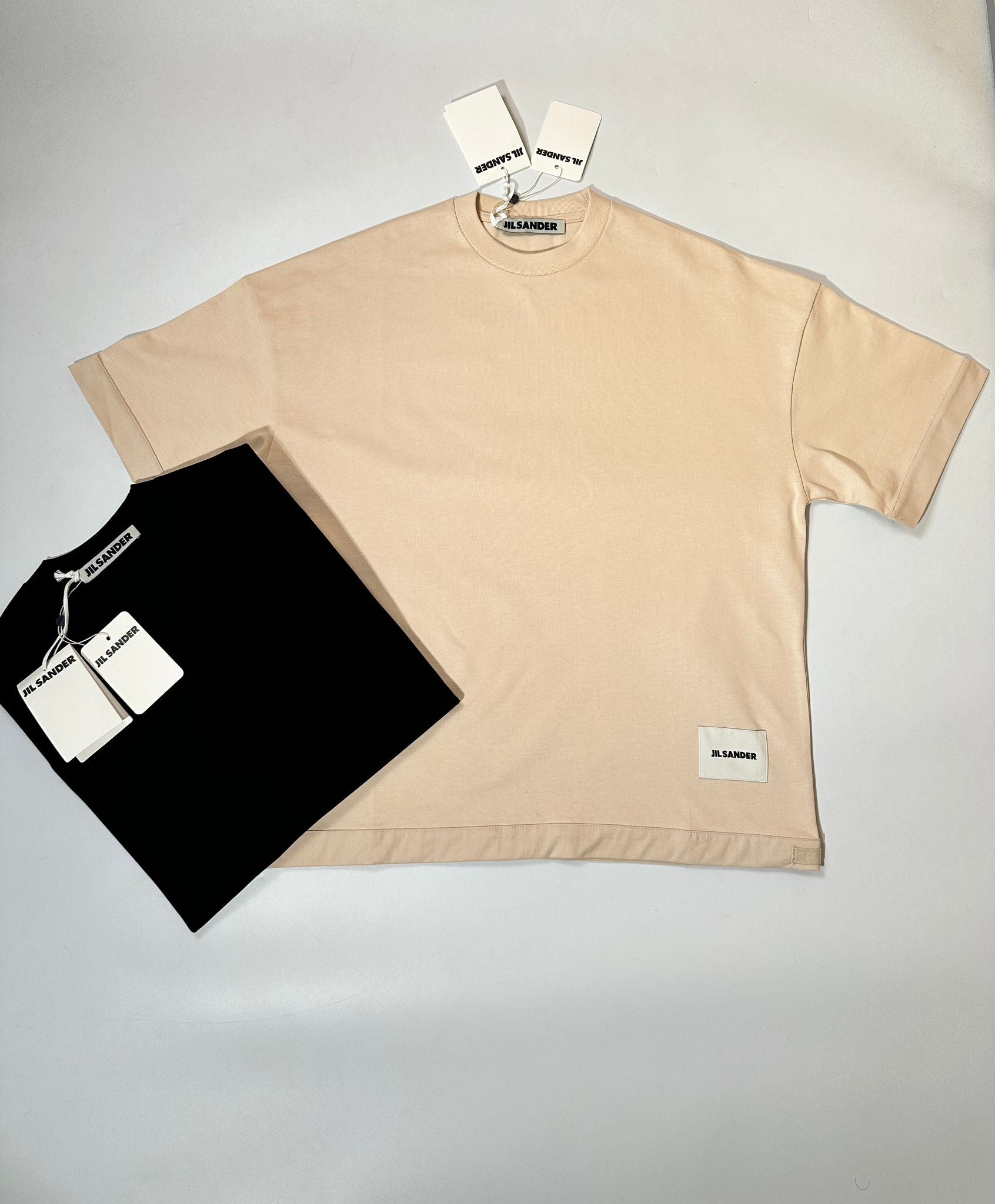 JS TEE image 8