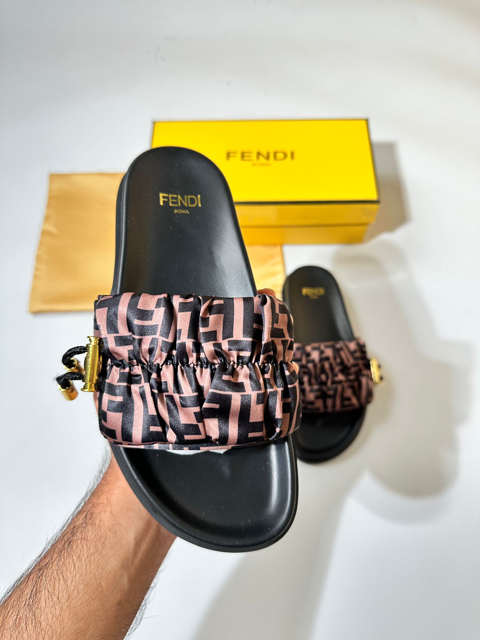 FF SILK SLIDES image 3