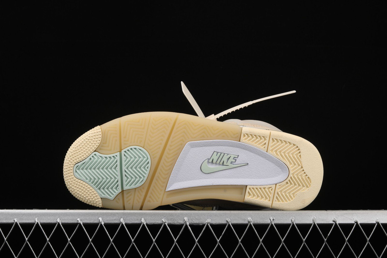 J4 SAIL image 1