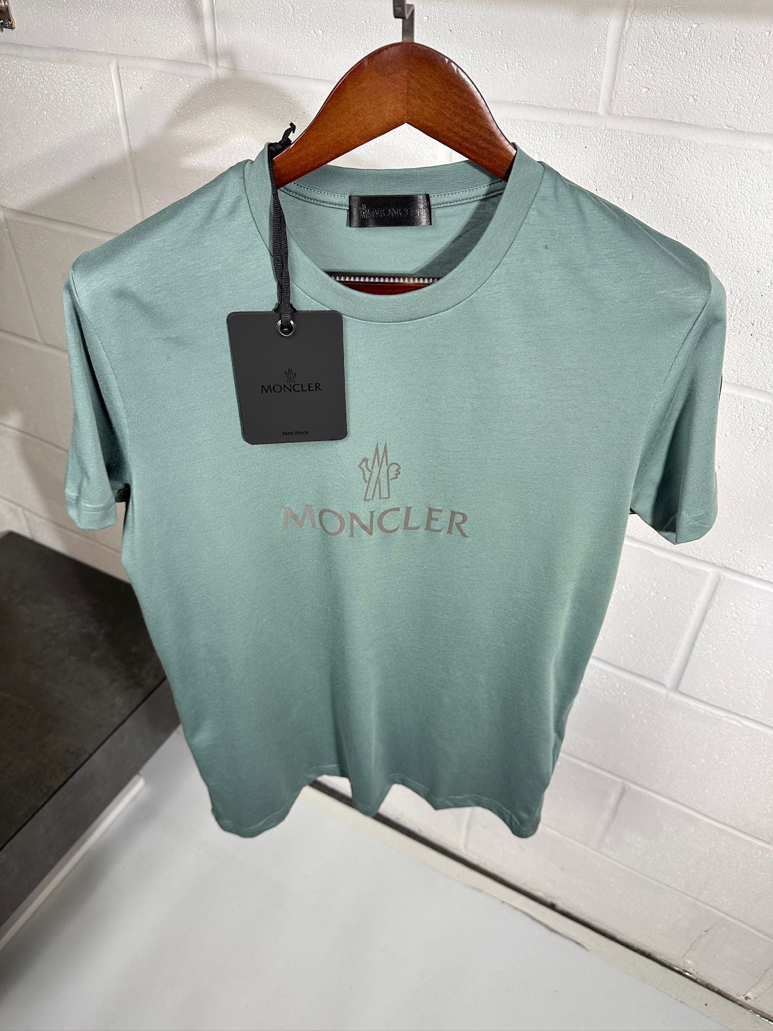 CLER TEE image 1