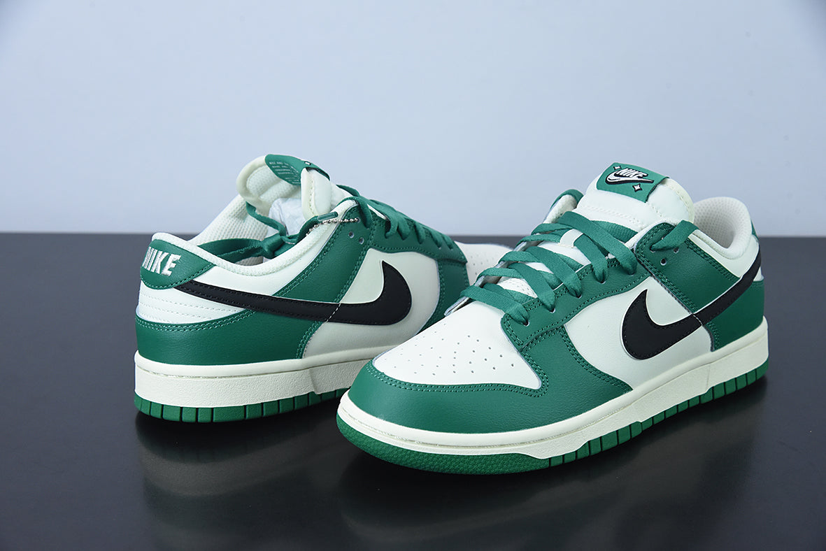 DUNK LOW GREEN/WHITE image 6