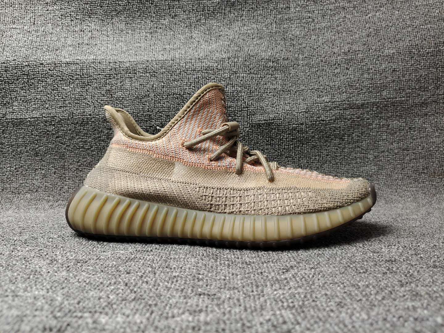 SAND TAUPE V2 image 3