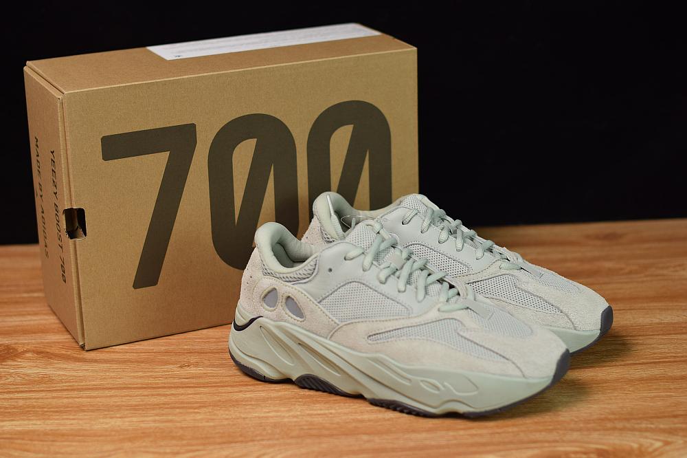 700 SALT image 11