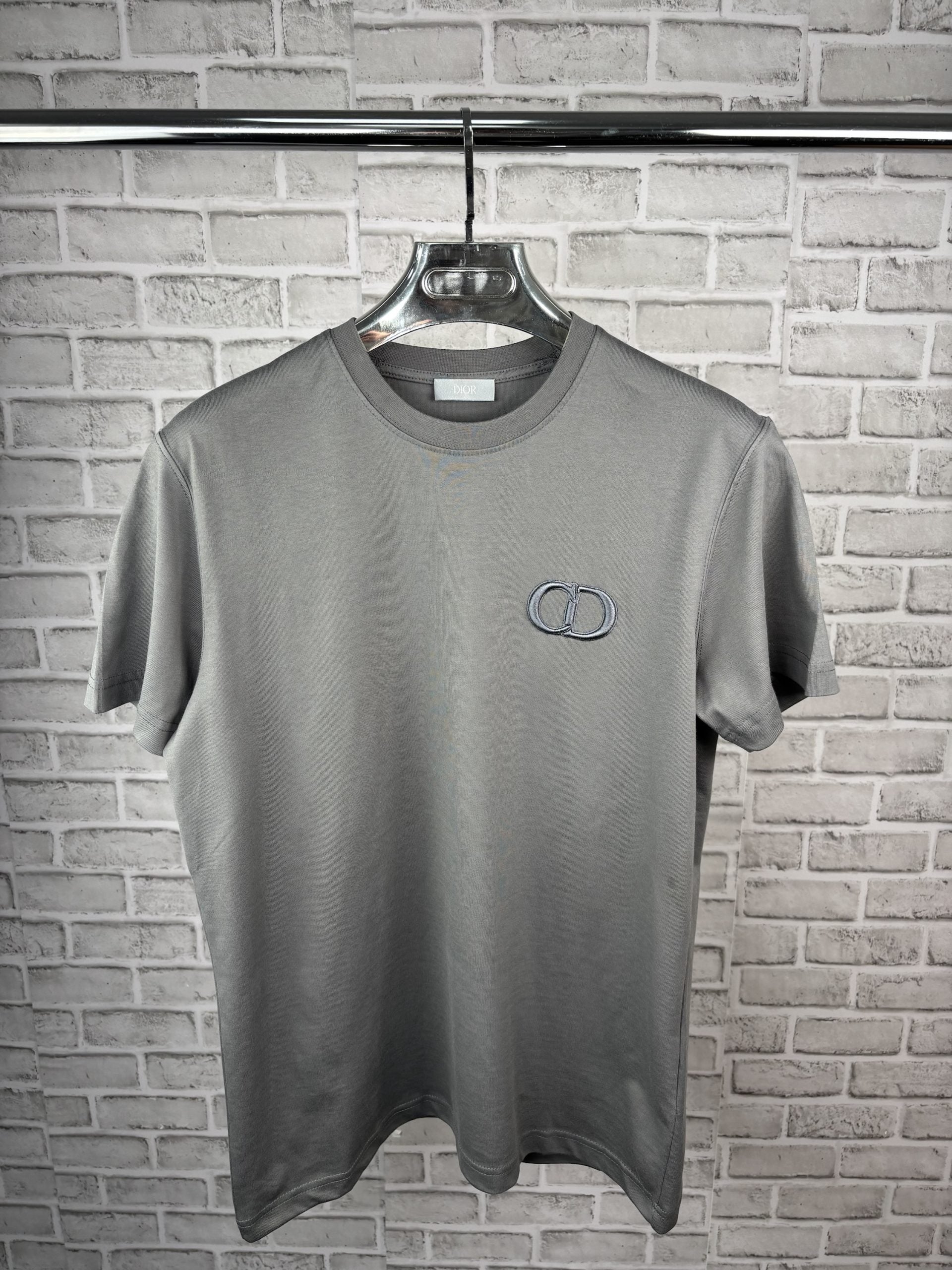 CD TEE DARK GREY image 0