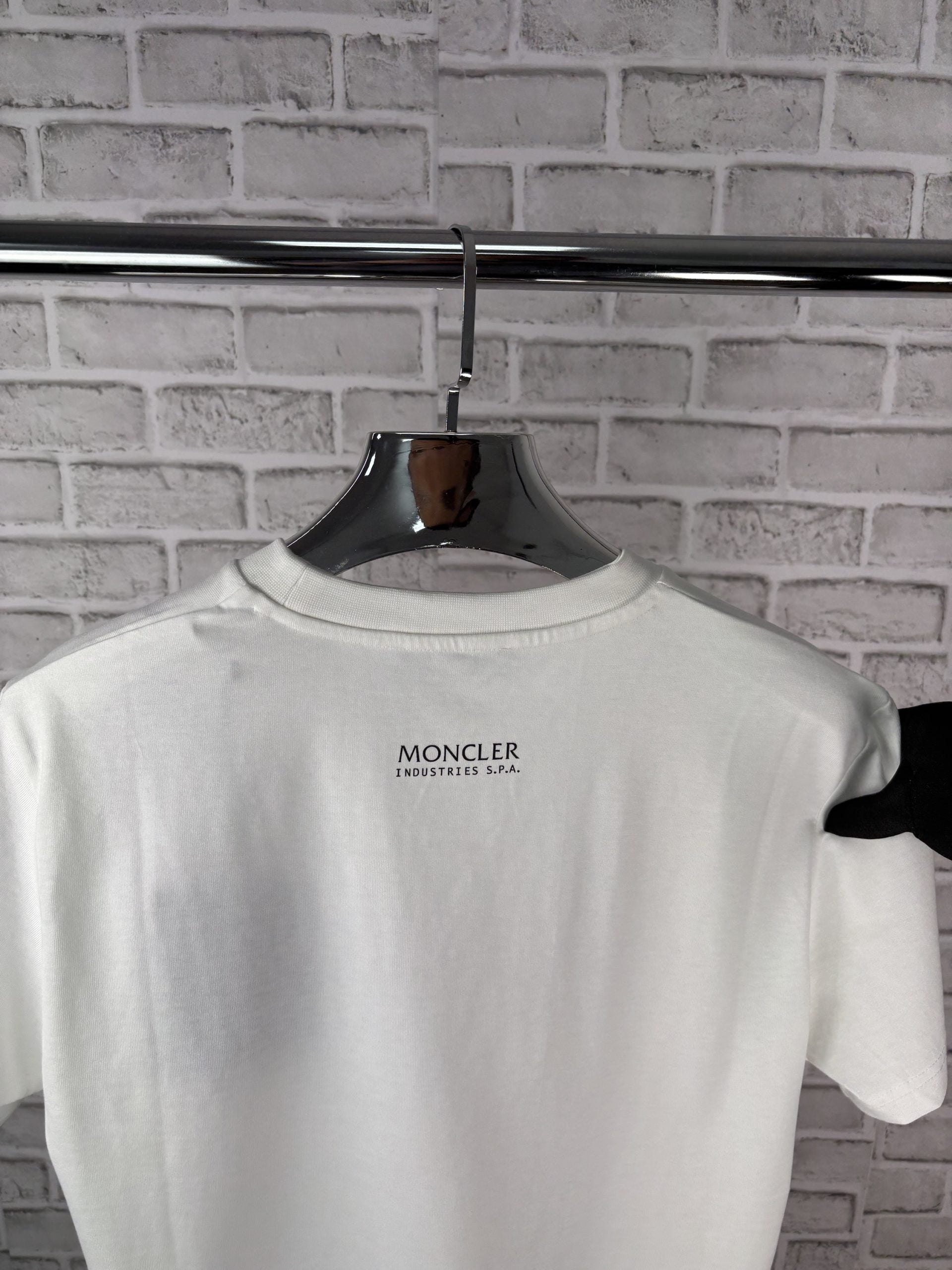 CLER tee white image 1