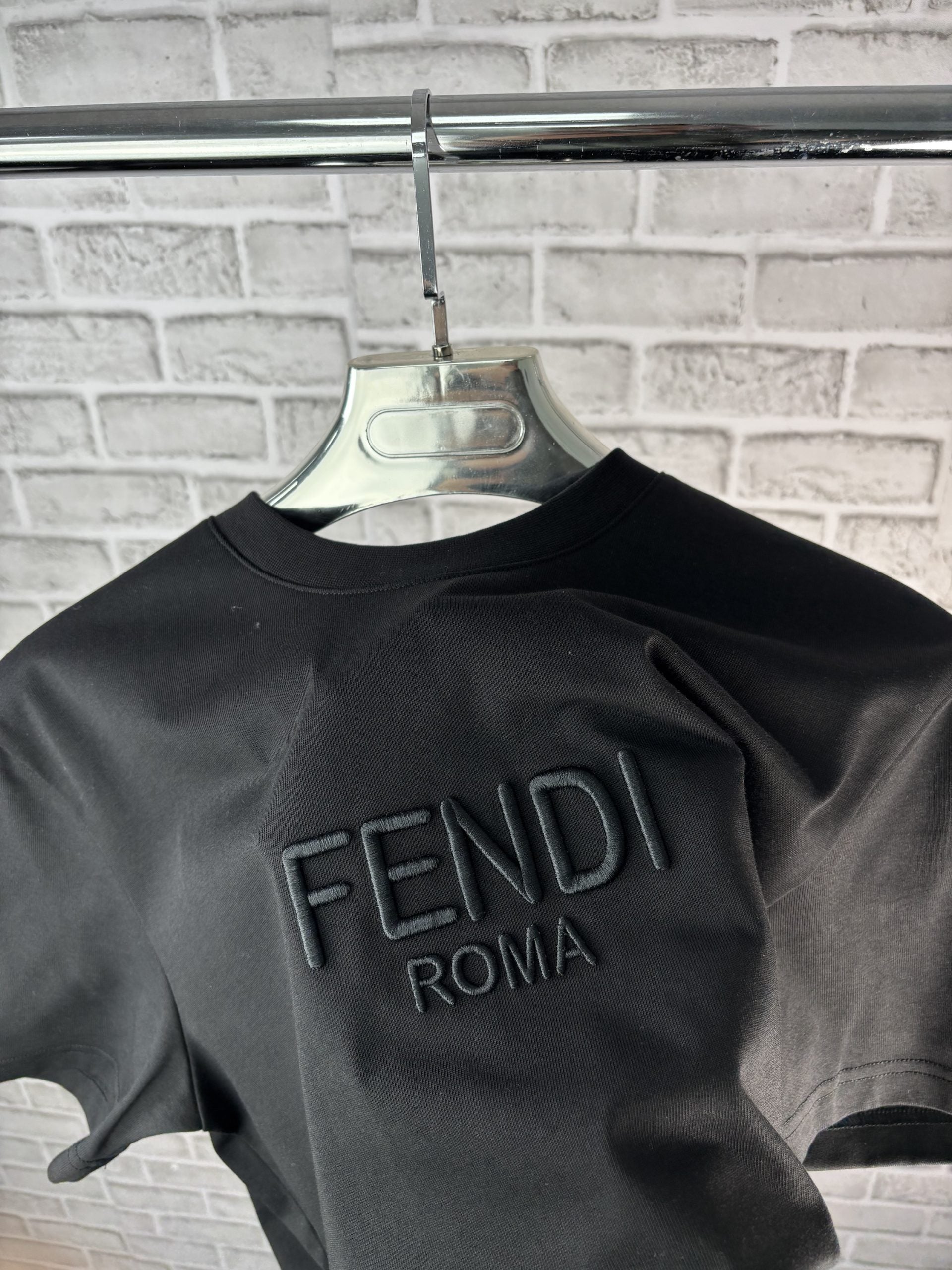 FENDI TEE BLACK image 1