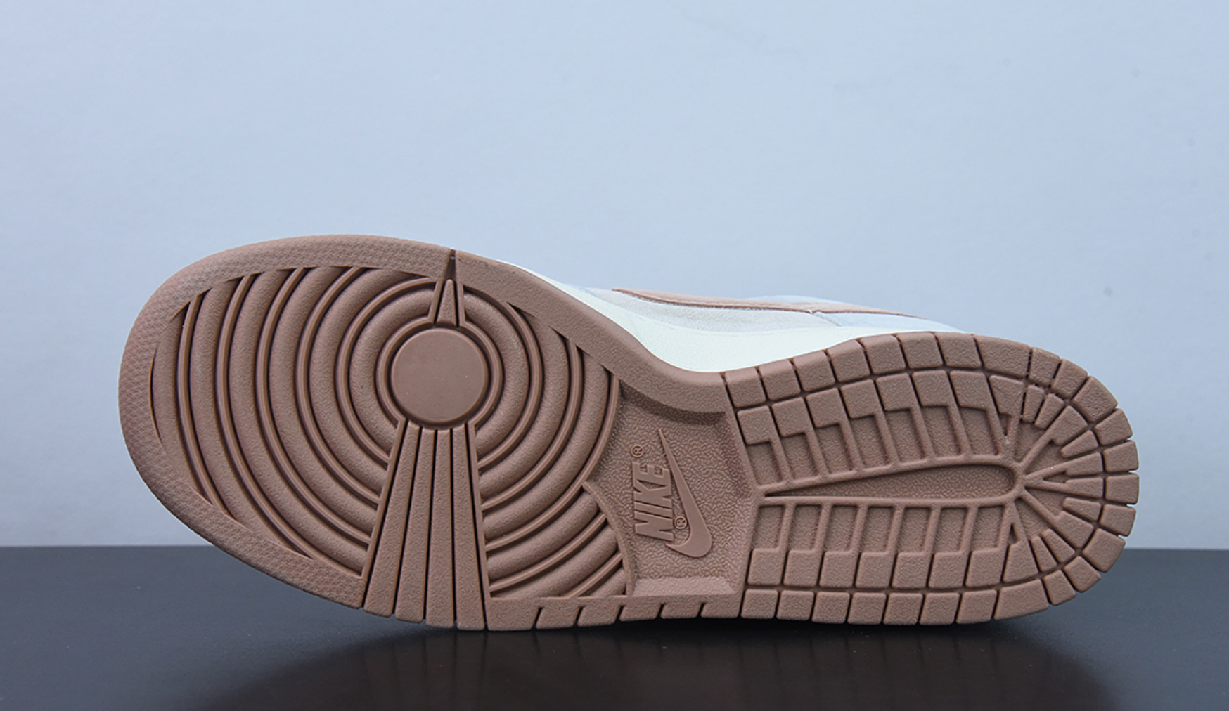 DUNK LOW image 3