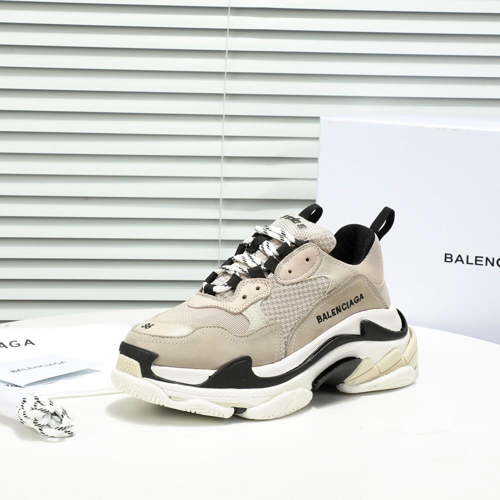 TRIPLE BEIGE image 4