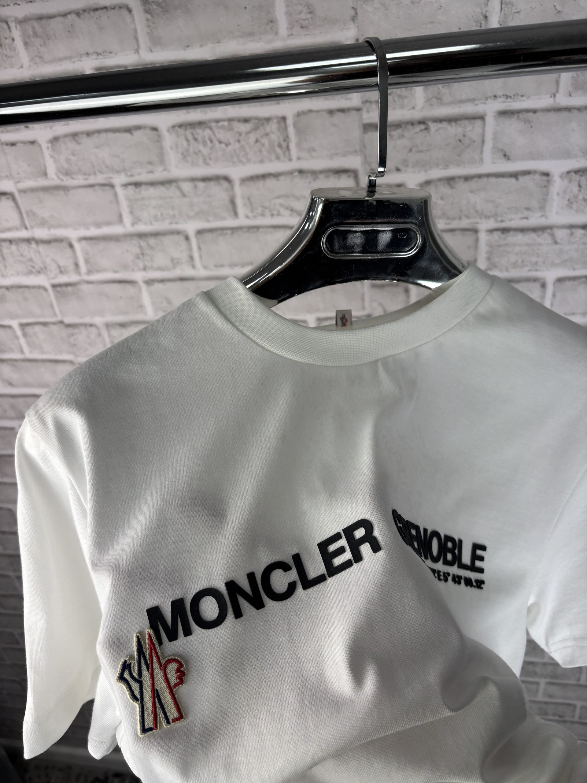 CLER tee white image 1