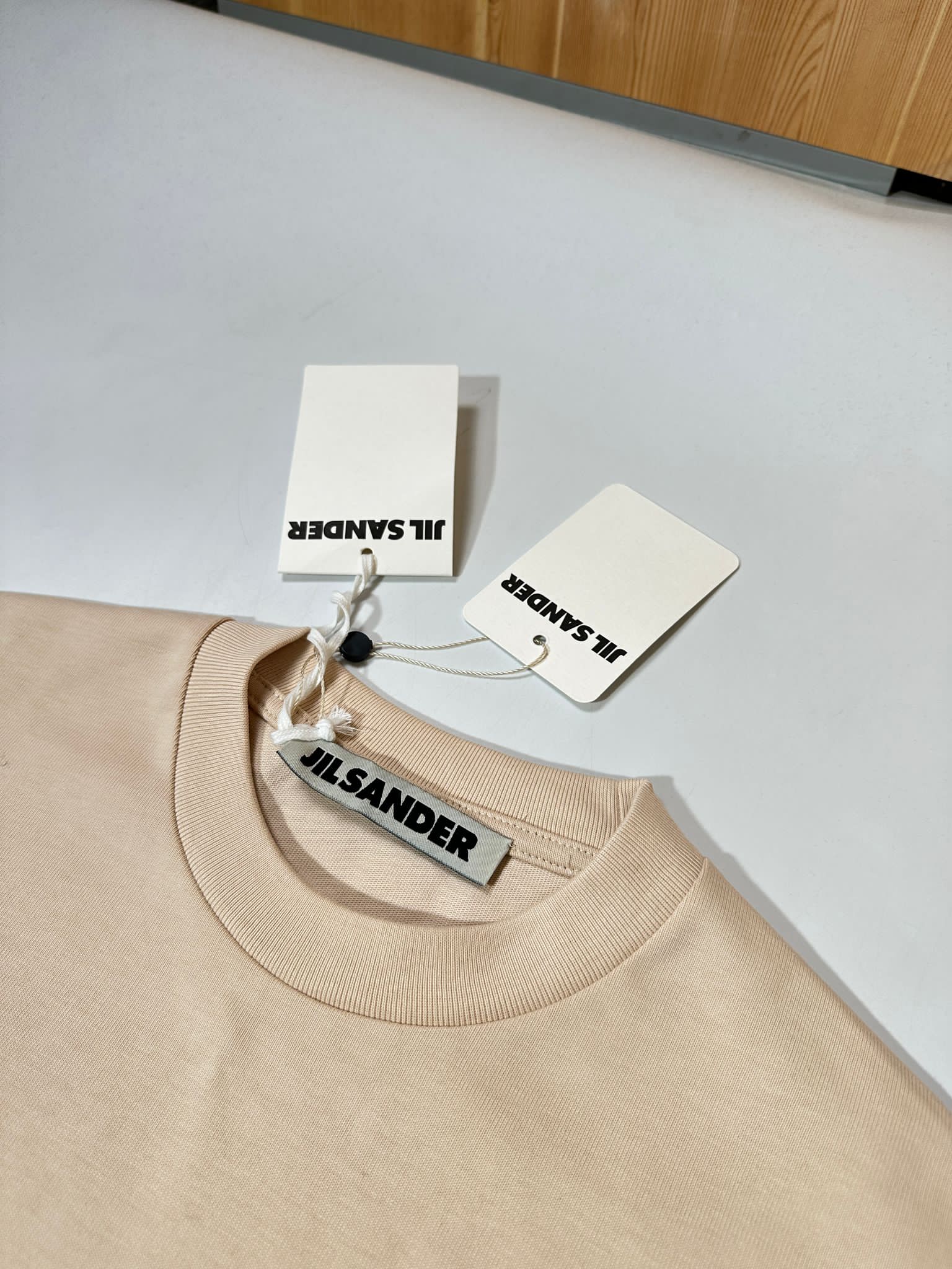 JS TEE image 3
