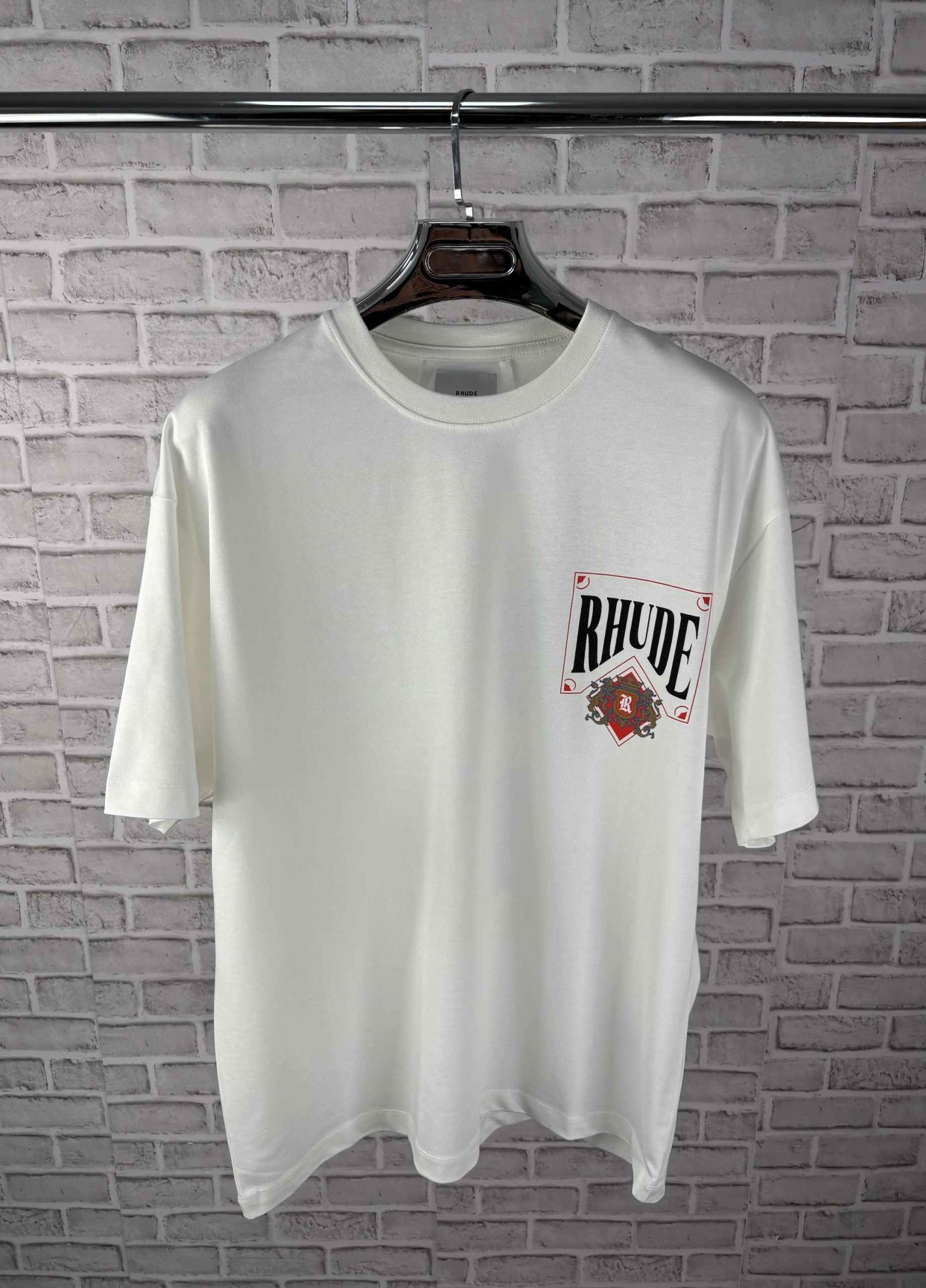 HUde tee white image 1