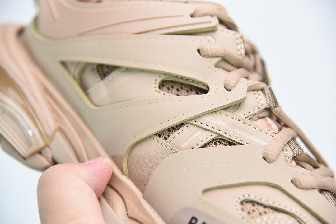 BEIGE TRACK image 8