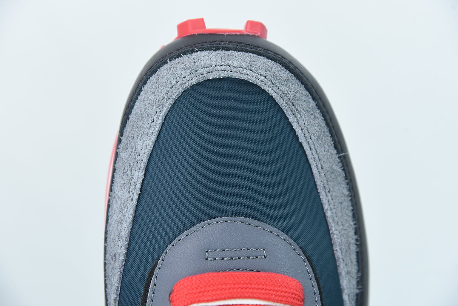 SACIA RED WAFFLE image 4