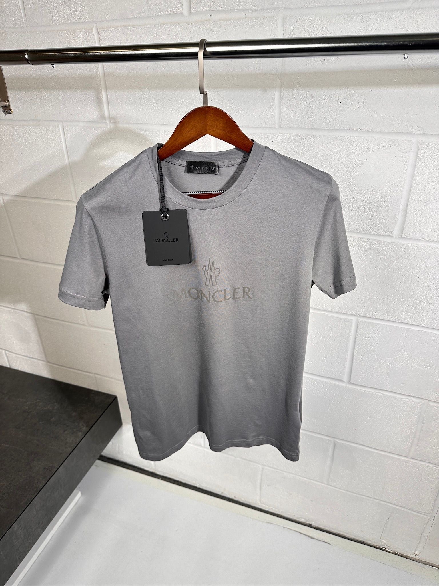 CLER TEE image 0