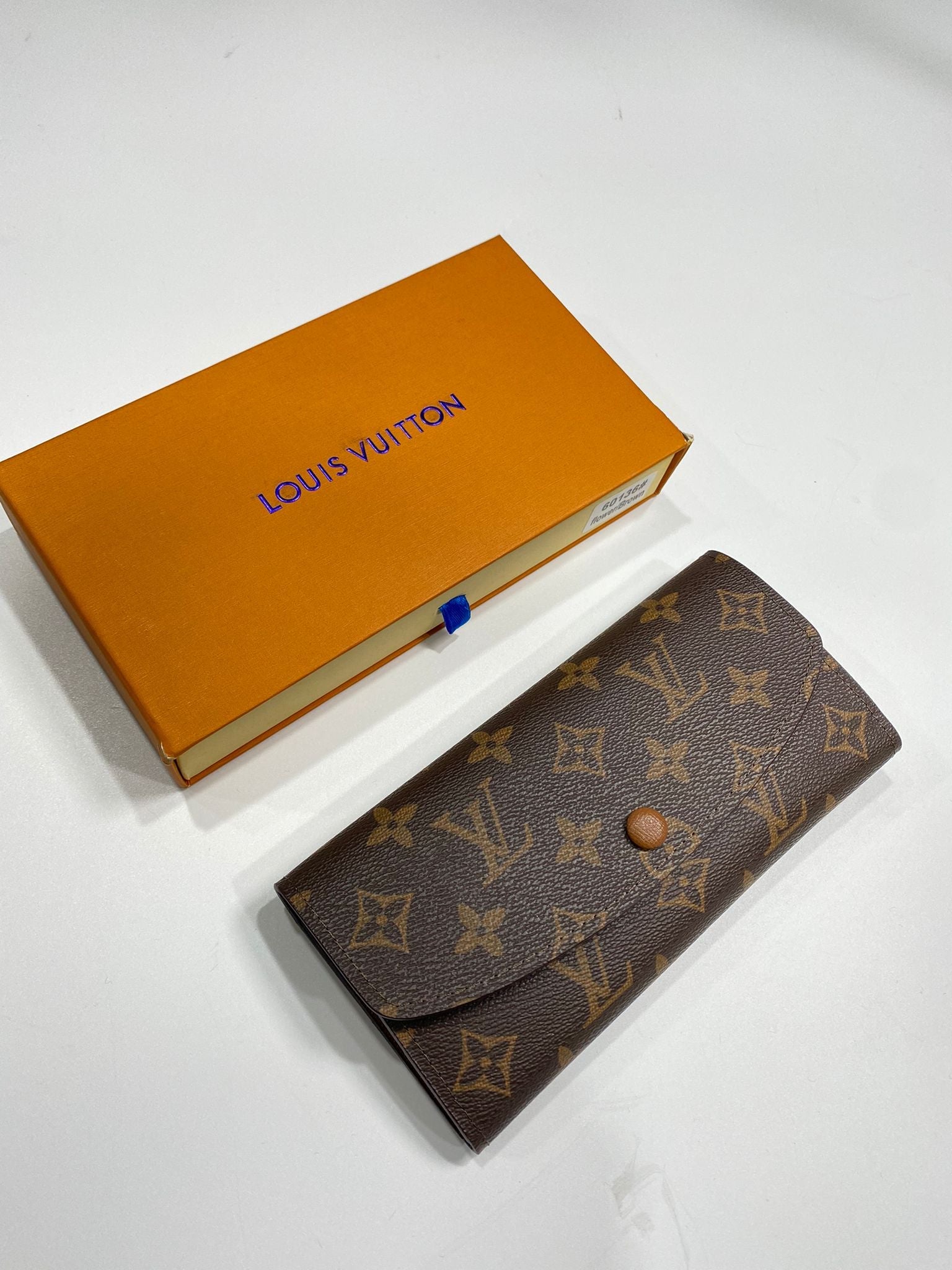 L-V PURSE BROWN image 0