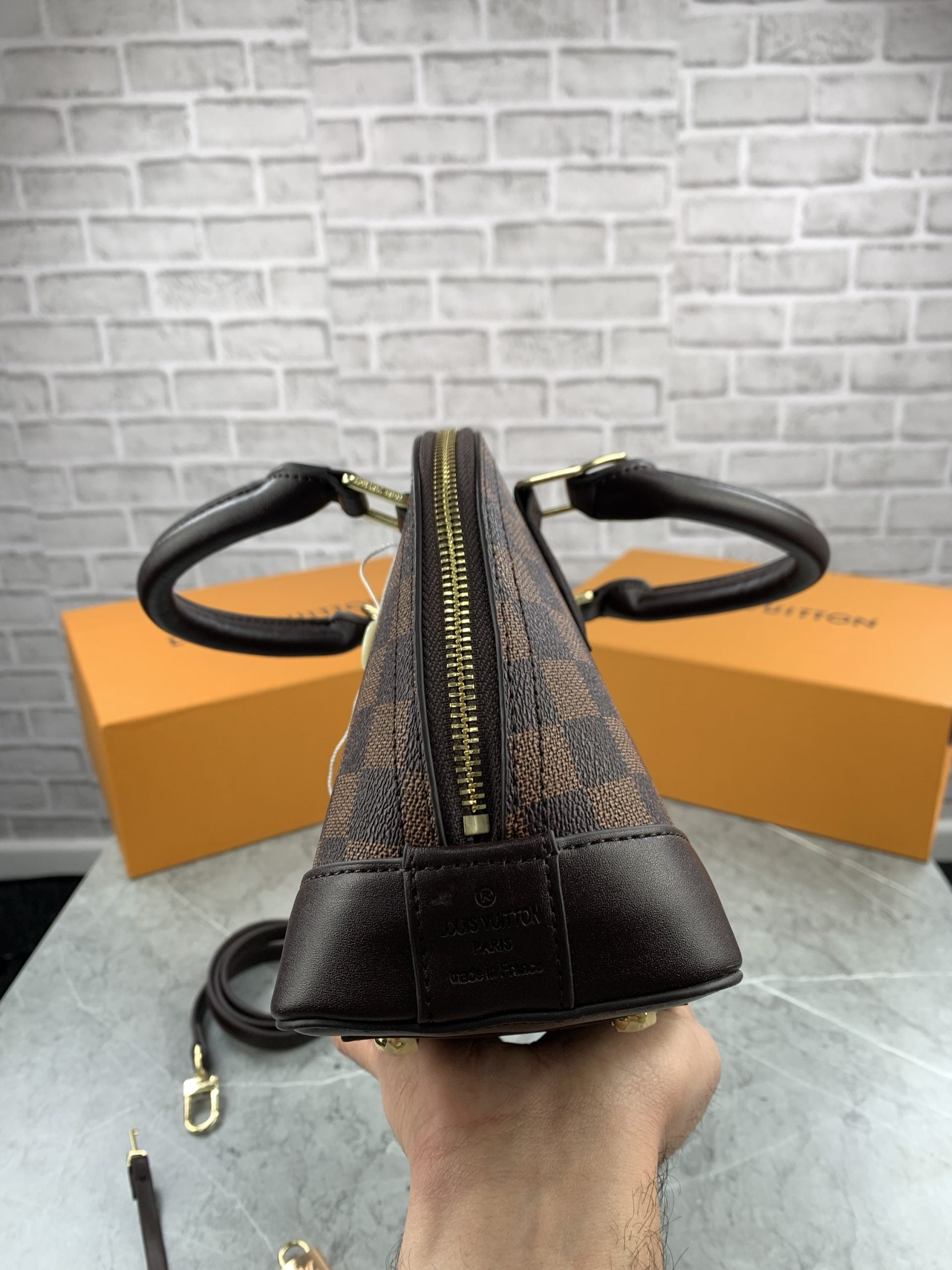 LV BAG COFFEE image 3