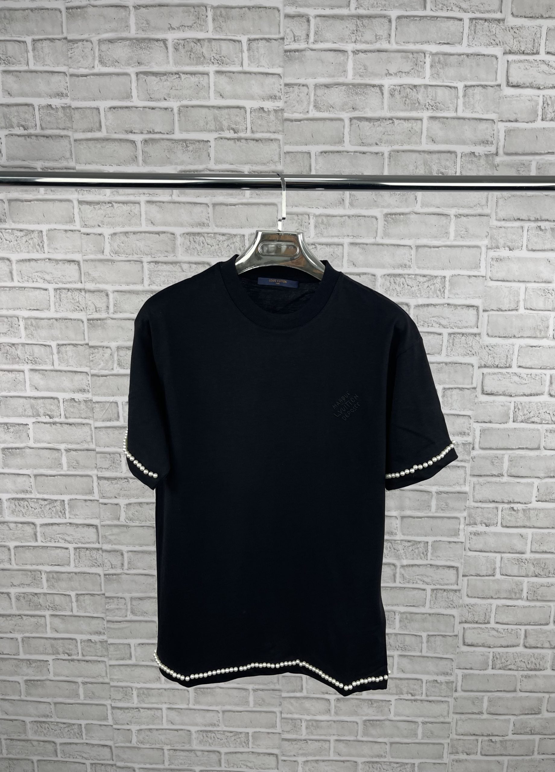 LV Tee Black image 1