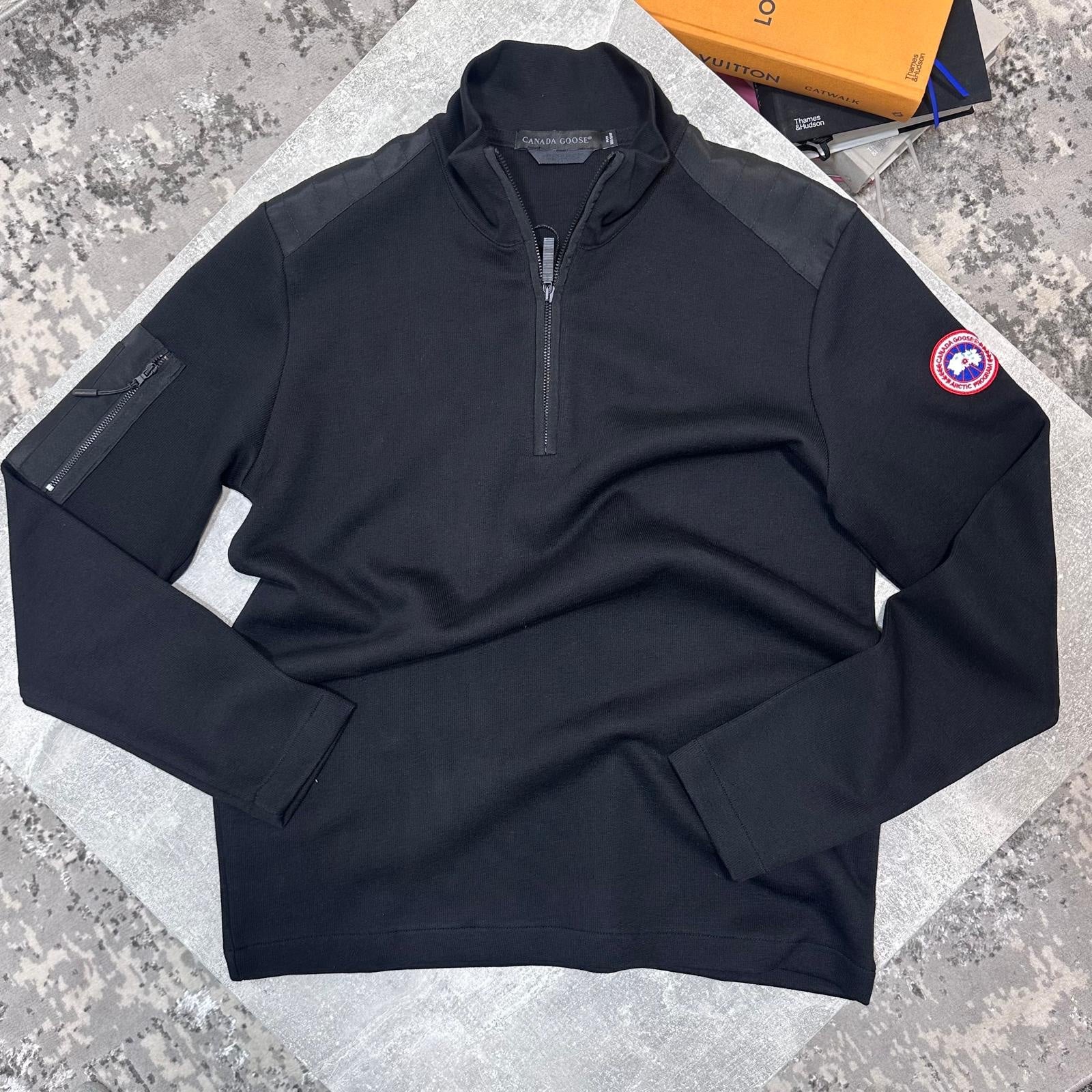 Goose 1/4 Zip Black image 0