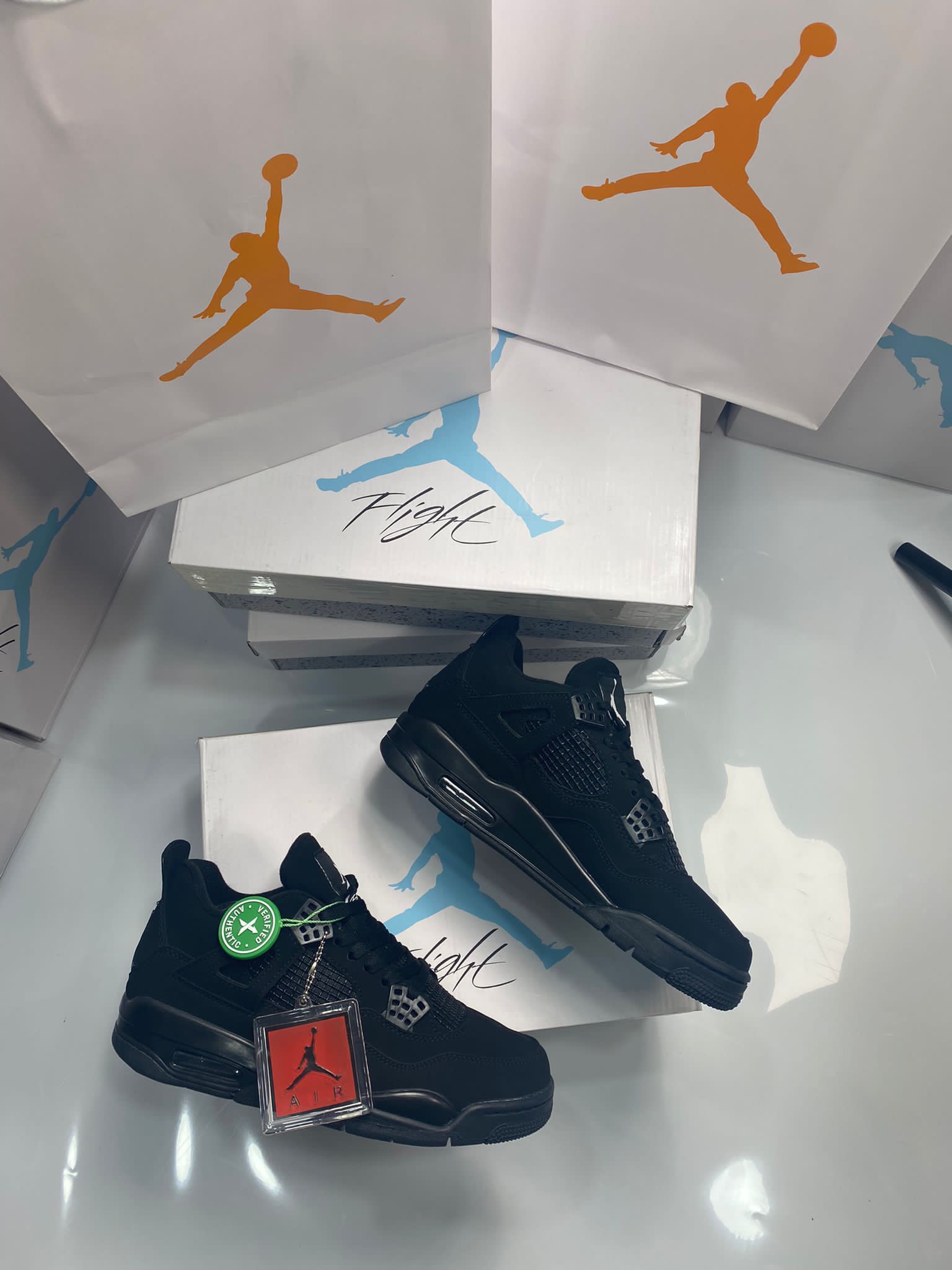 J1 BLACK image 2