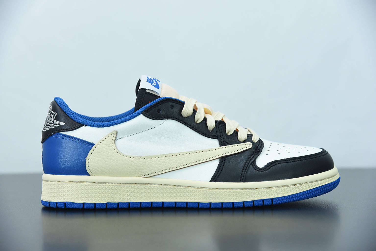 J1 LOW TRAVIS BLUE image 2