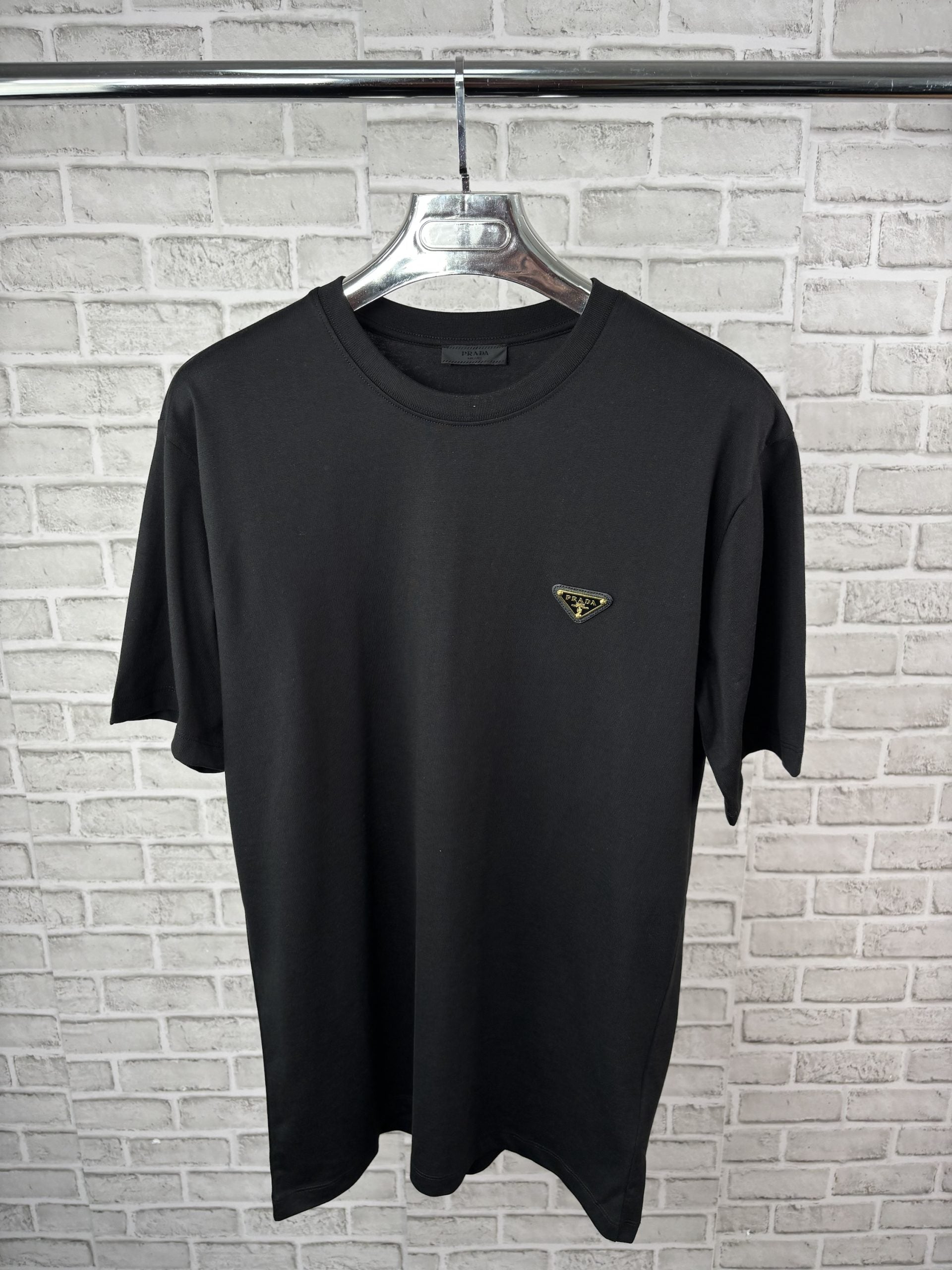 RADA BLACK TEE image 0