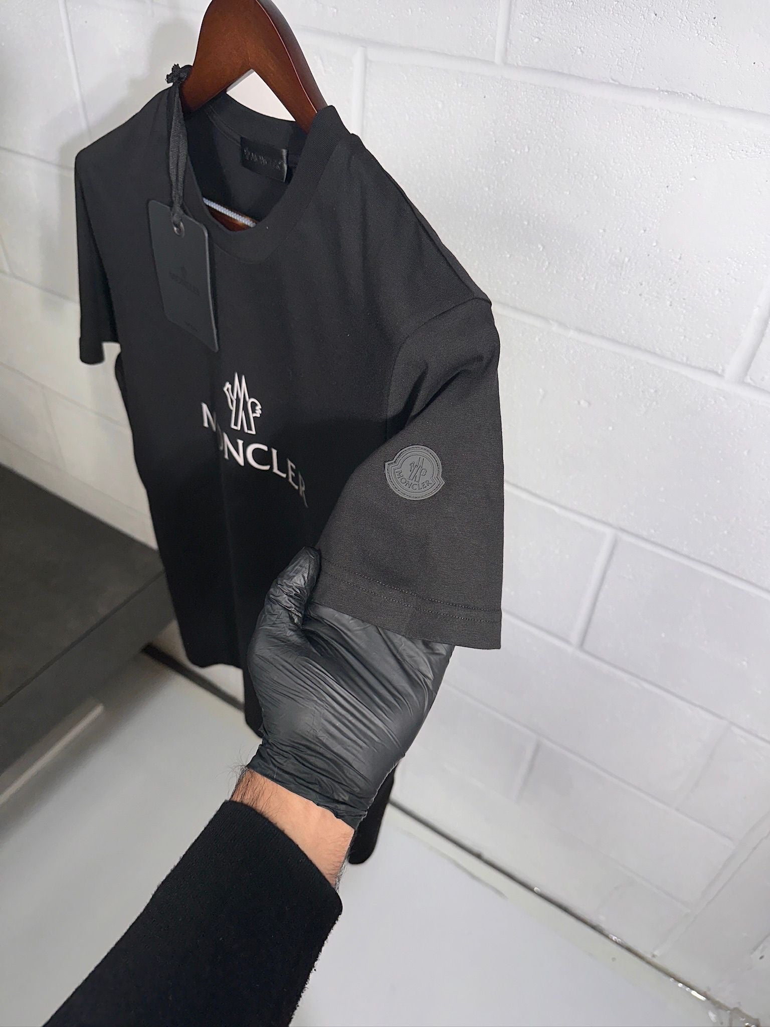 CLER TEE image 2
