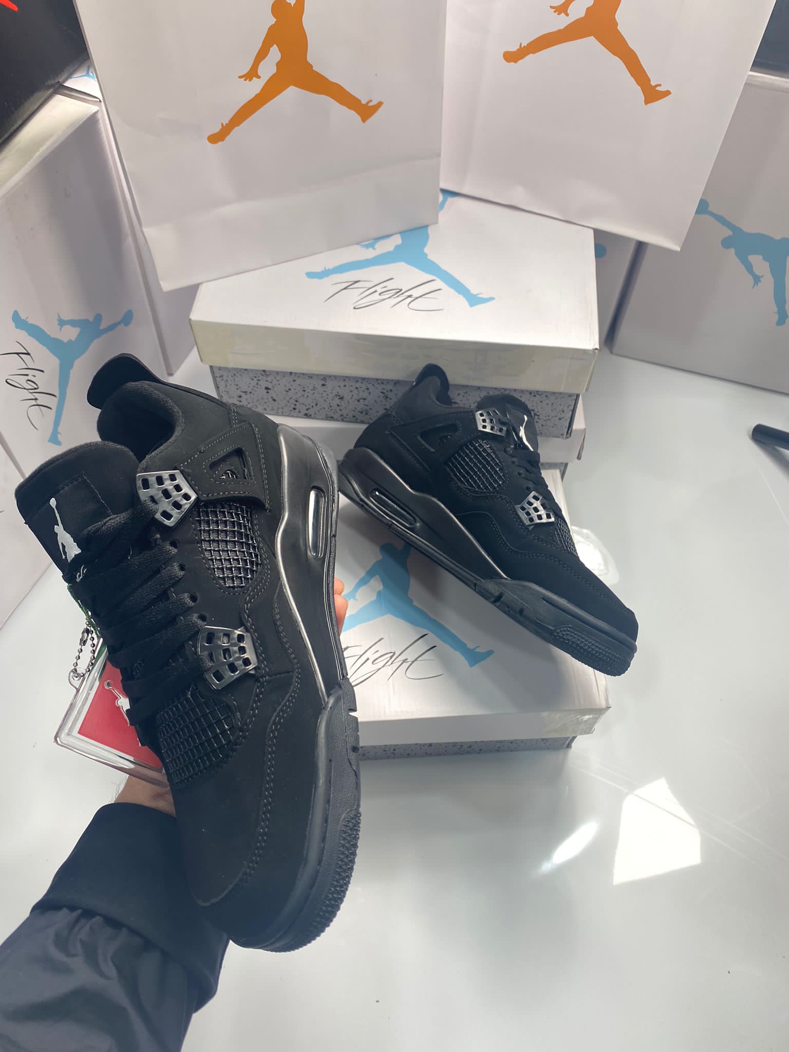 J1 BLACK image 6