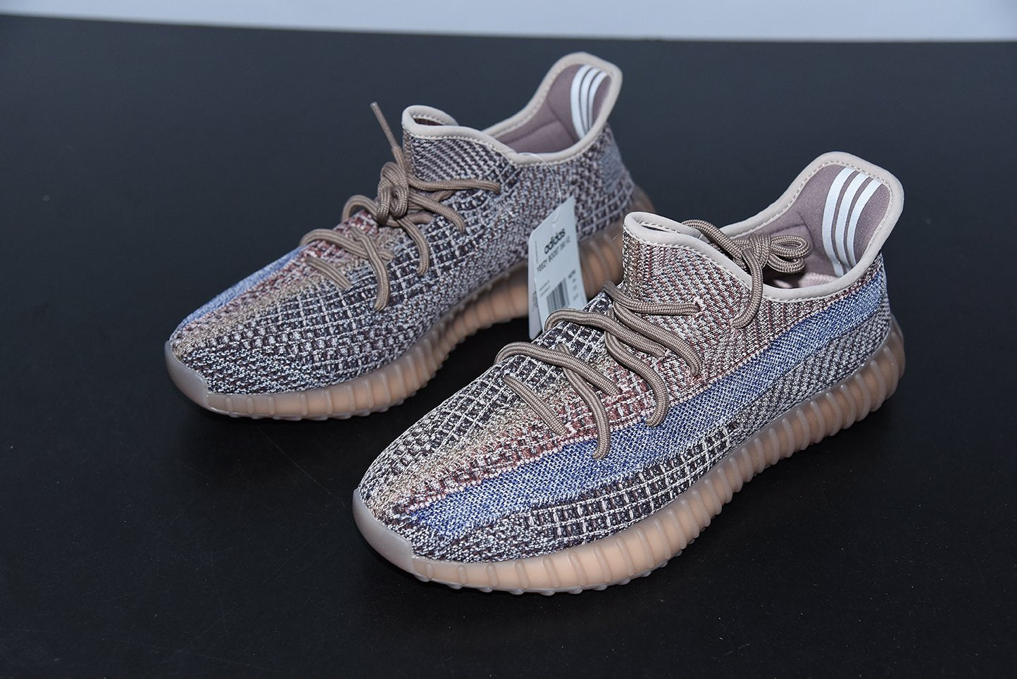 FADE V2 image 4