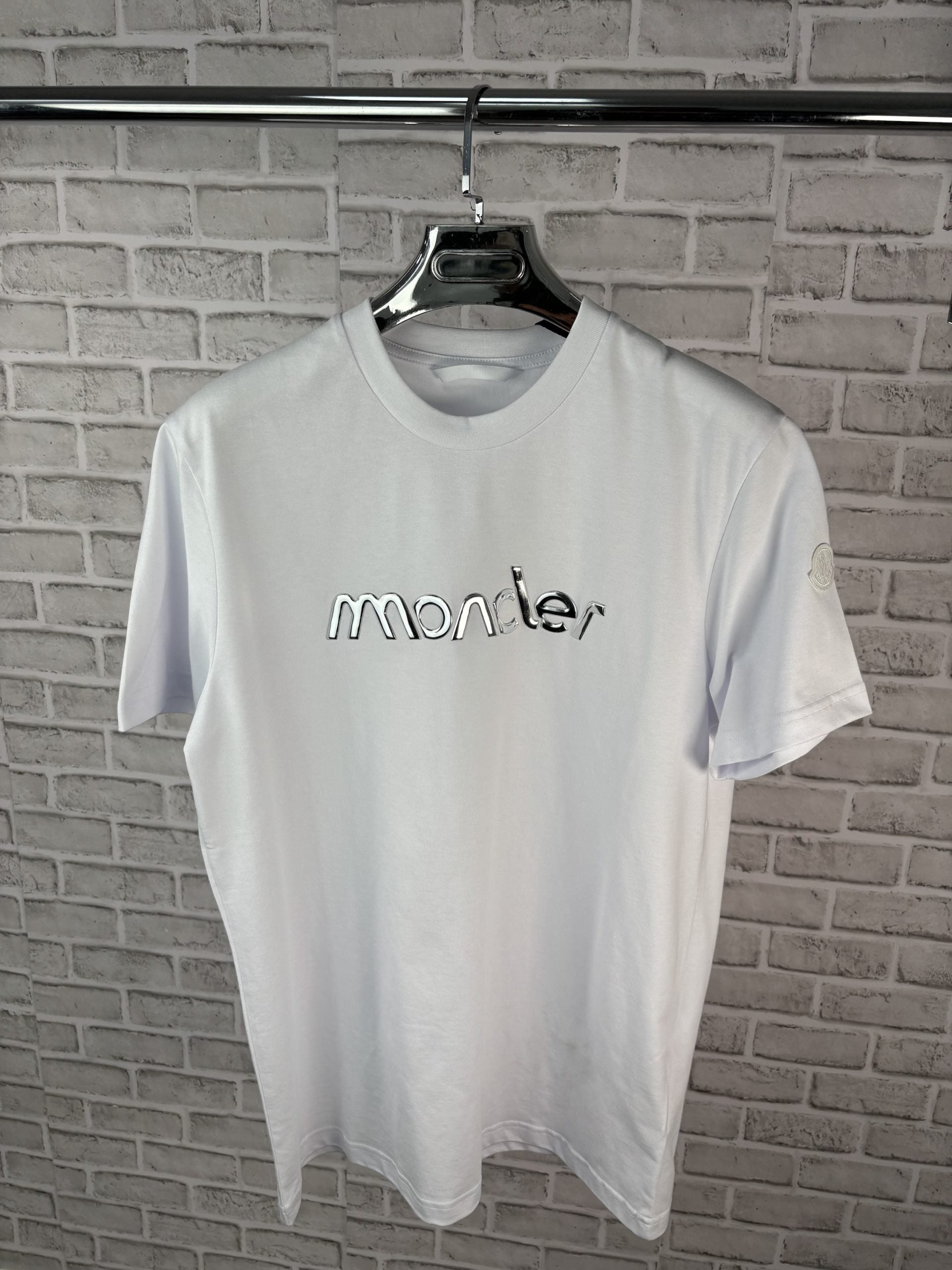 CLER EMBELLISHED LOGO TEE WHITE image 0