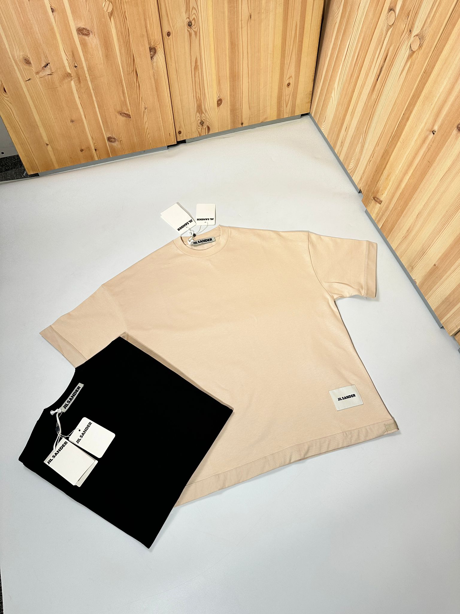 JS TEE image 6