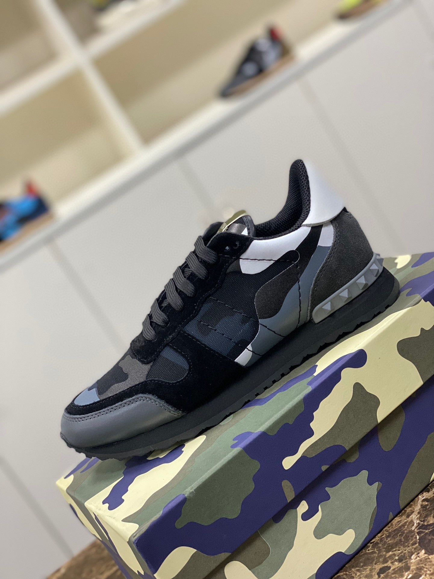 ROCKRUNNER image 2