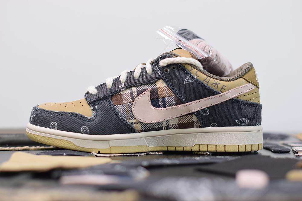 TRAVIS DUNK image 3
