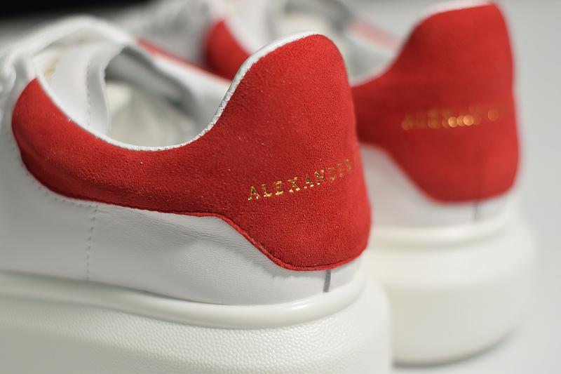 MQ' RED SUEDE image 7