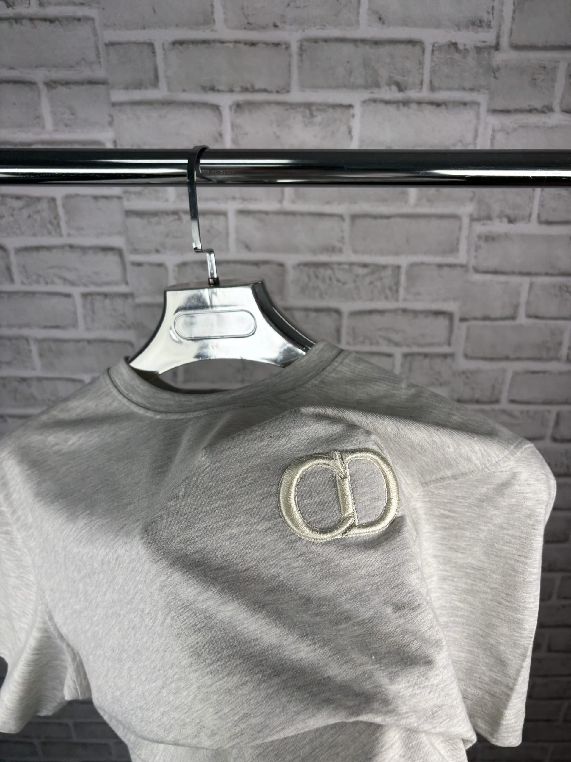 CD TEE GREY image 1