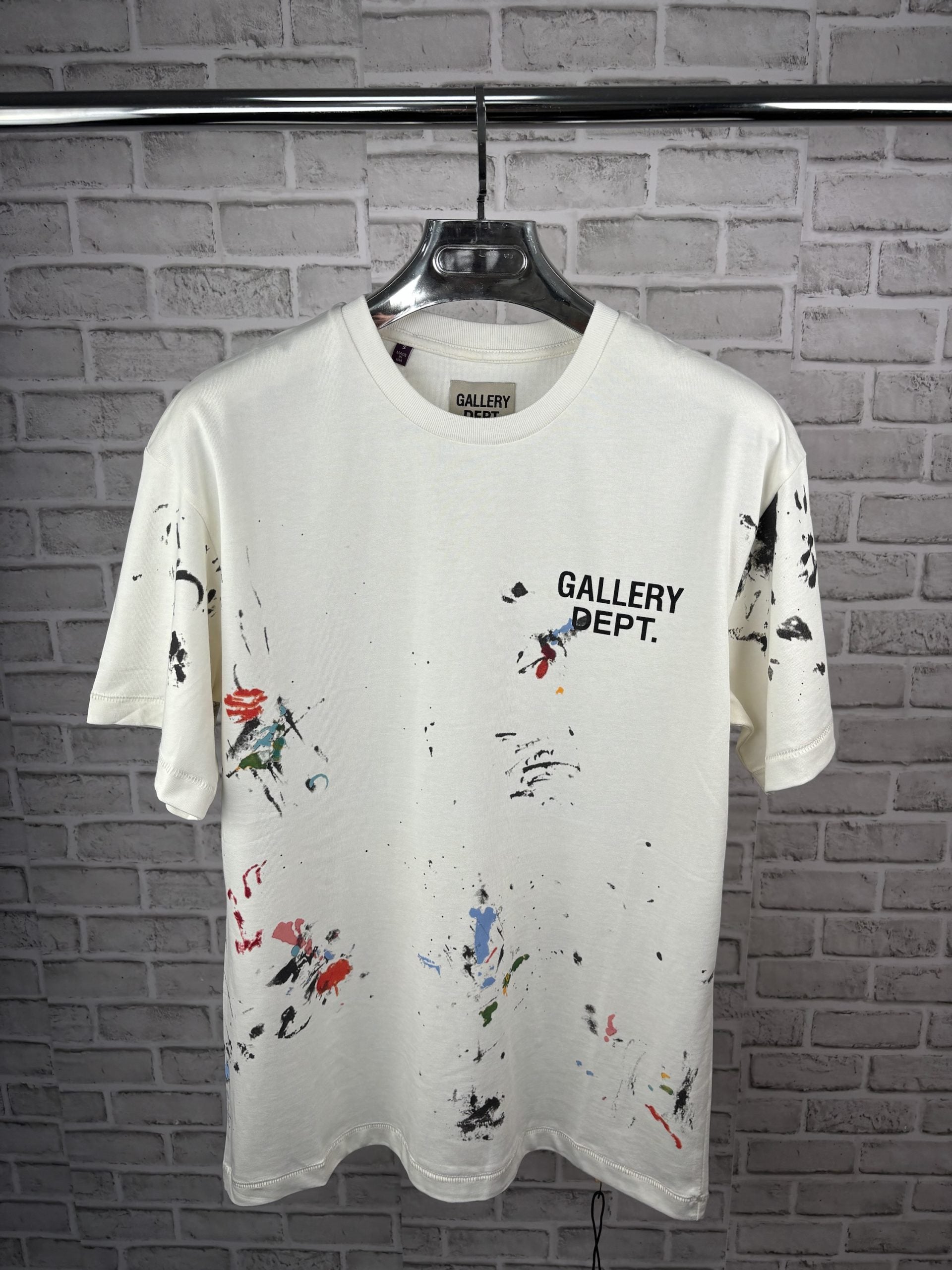 GD TEE WHITE image 0